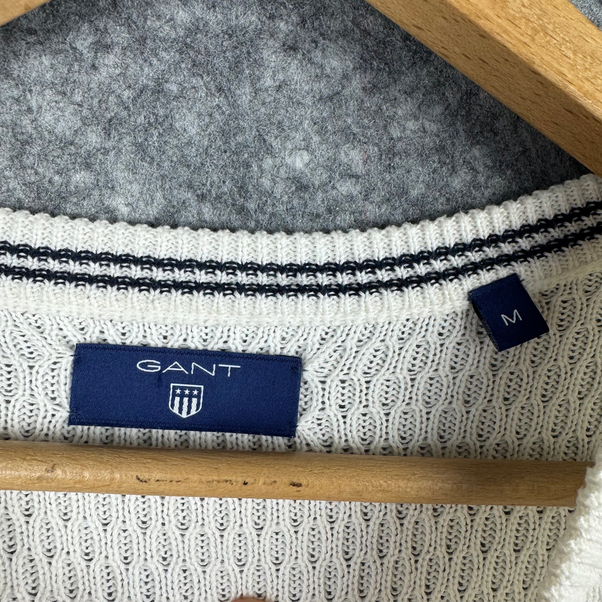 GANT Off White Textured Cotton Crew Neck Sweater Women’s M image 3