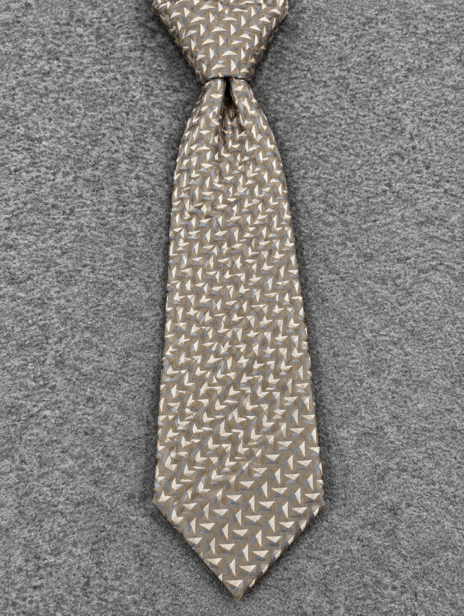 Ermenegildo Zegna Grey & Beige Geometric Pattern Men's Tie Silk