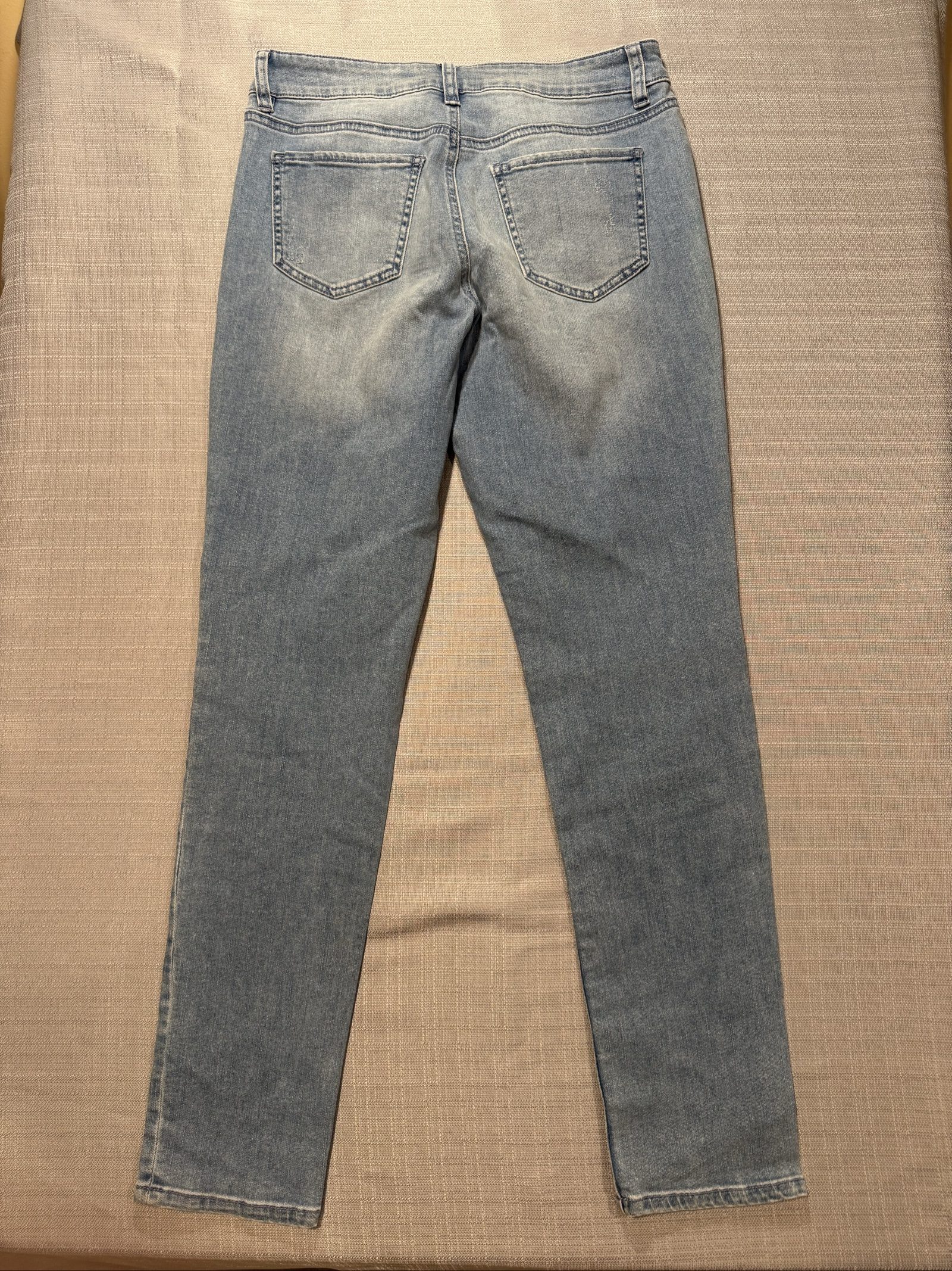 Women’s Tinseltown Distressed Ripped Skinny Jeans – Light Wash – 9 image 7