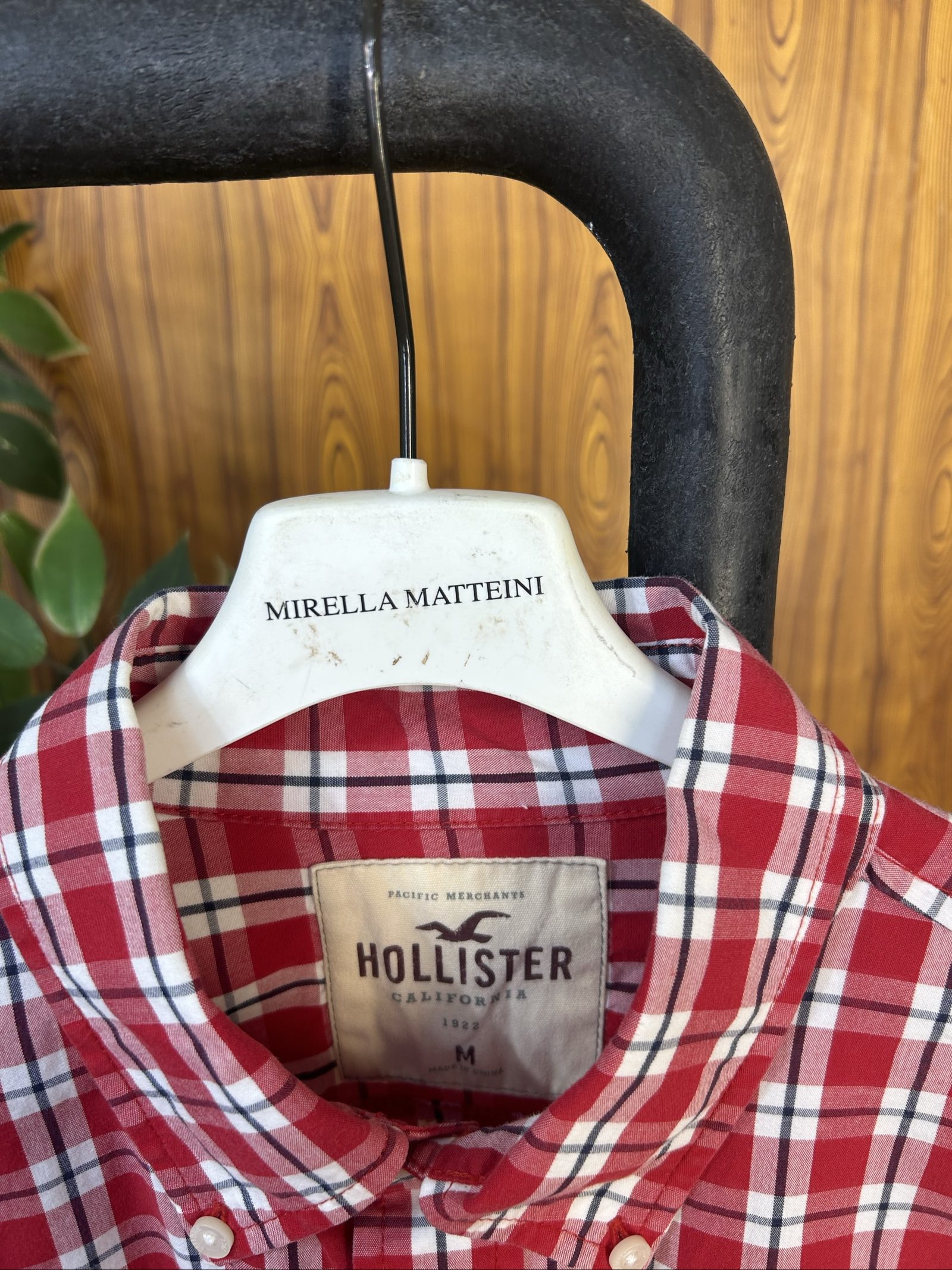 Hollister Men's Red & White Checked Shirt Medium image 2