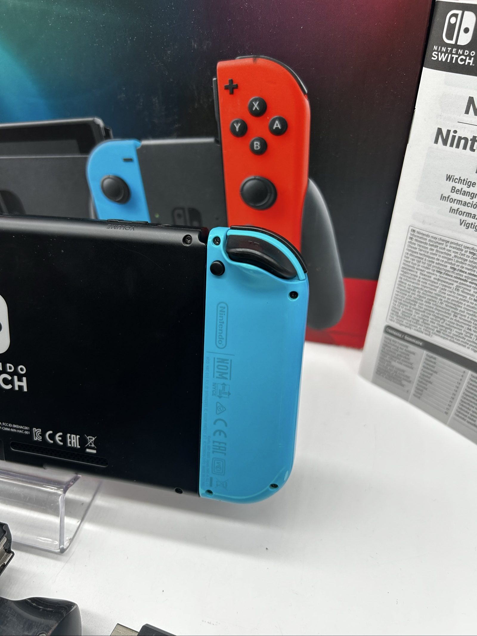 Nintendo Switch V2 Blu/Rossa + Scatola + Accessori Originali – Ottime Condizioni image 7