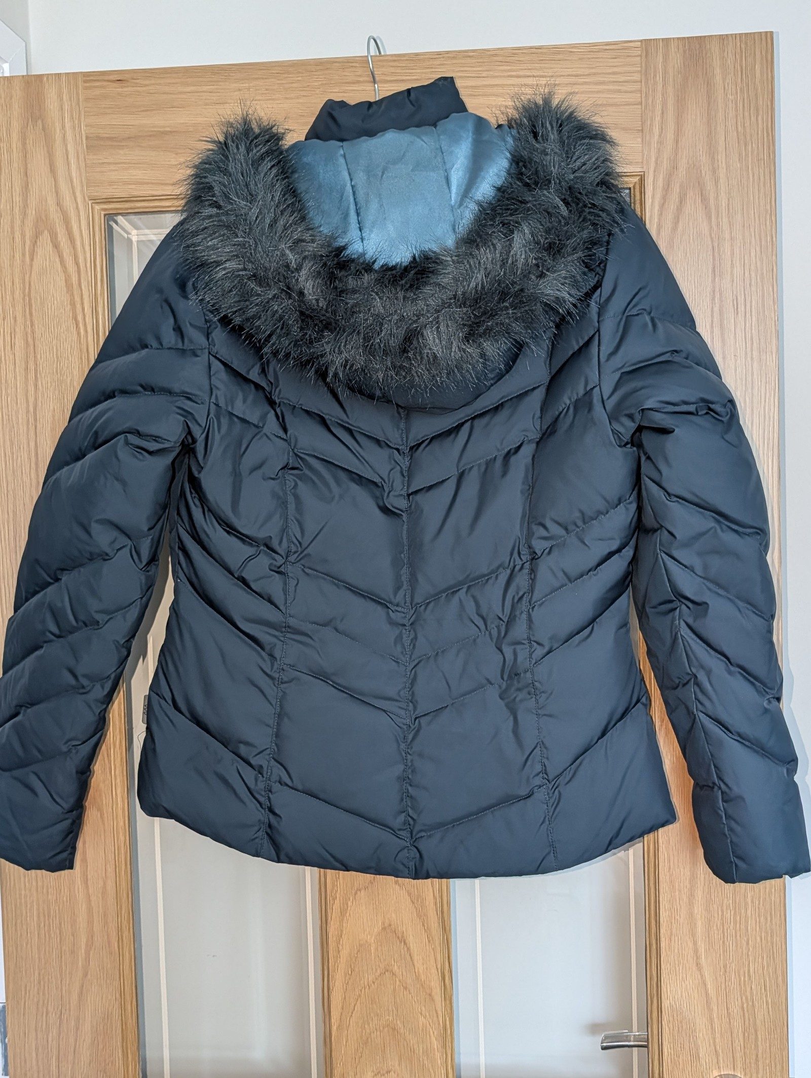 Per Una Black Quilted Puffer Jacket Small Faux Fur Trim Women's image 2