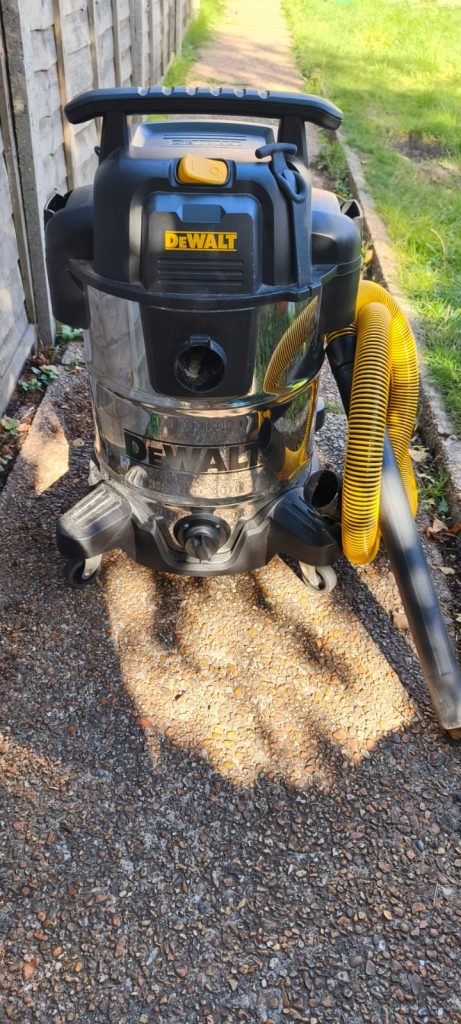 DeWalt Black Wet & Dry Vacuum Cleaner 38L 1250W