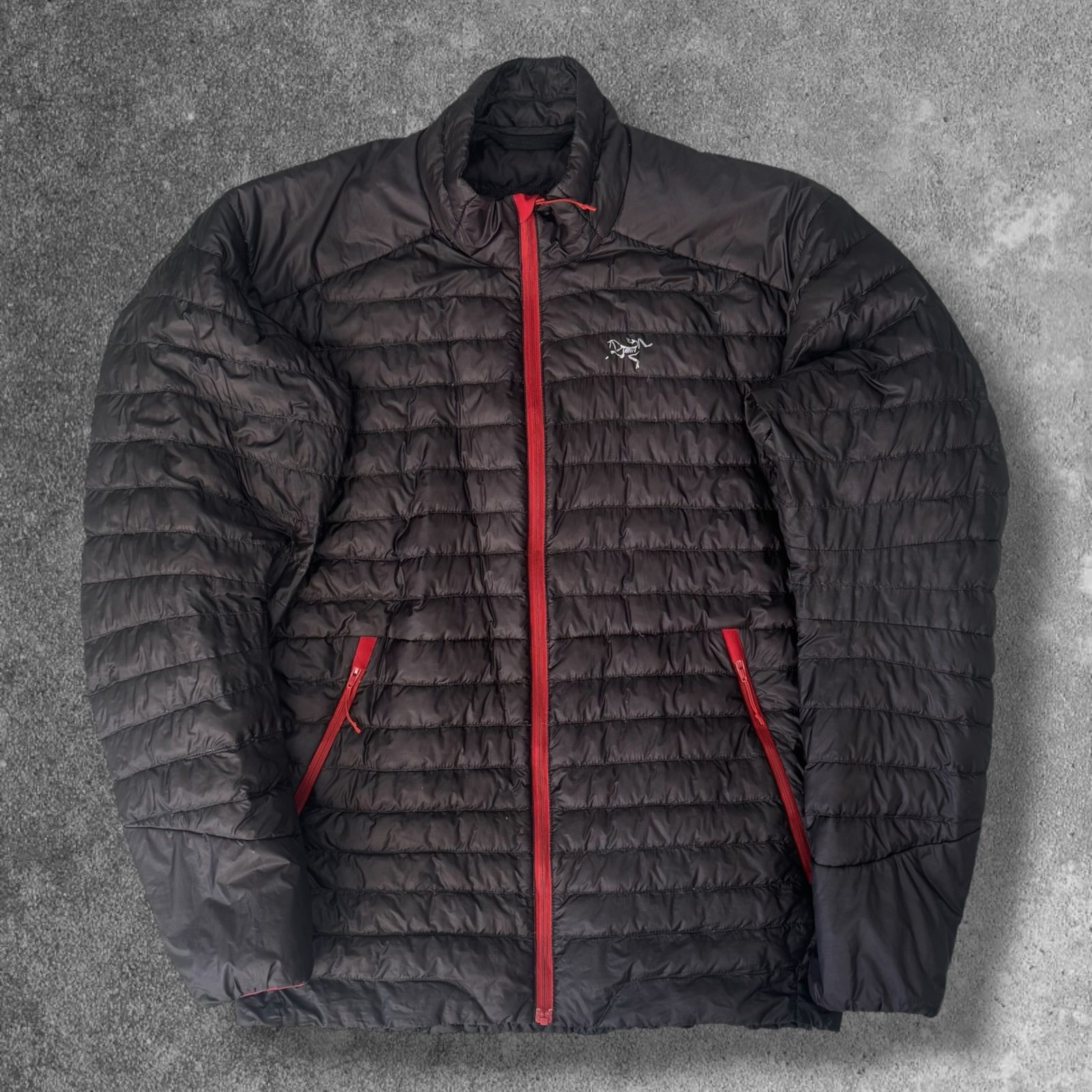 Arc'teryx Men's Black & Red Insulated Puffer Jacket Small
