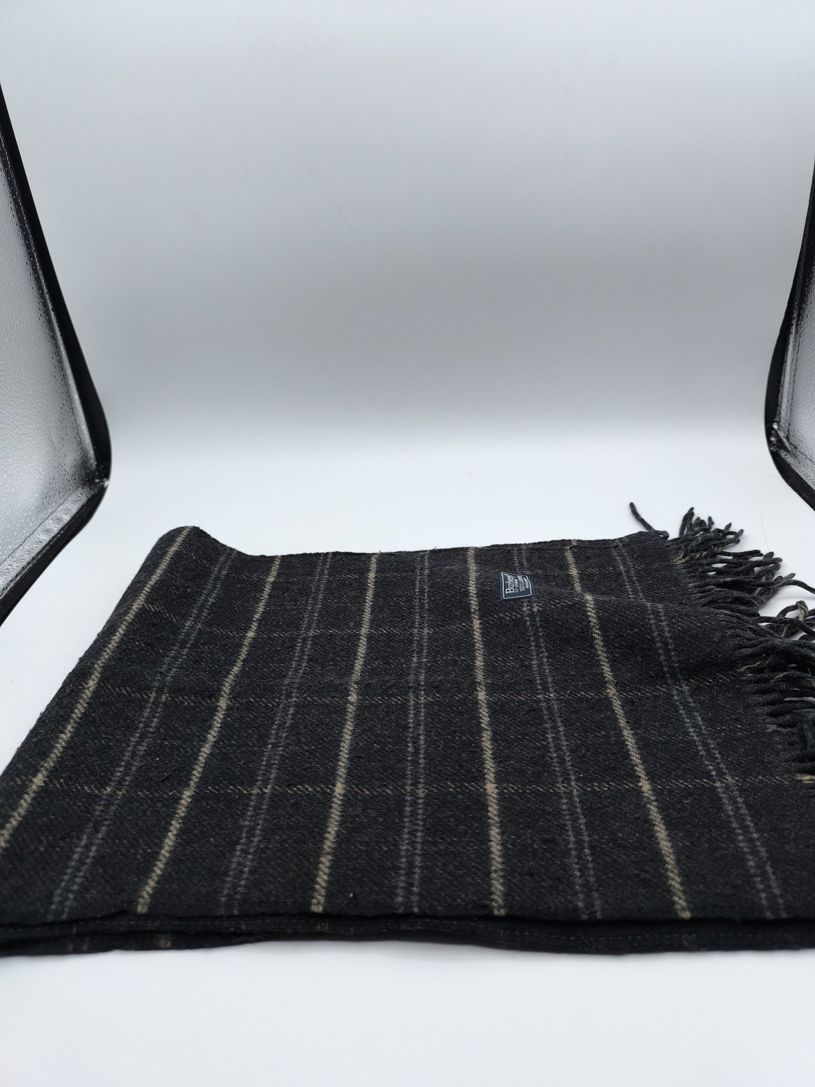 Burberry Black & Beige Lambswool Scarf Made in England image 6