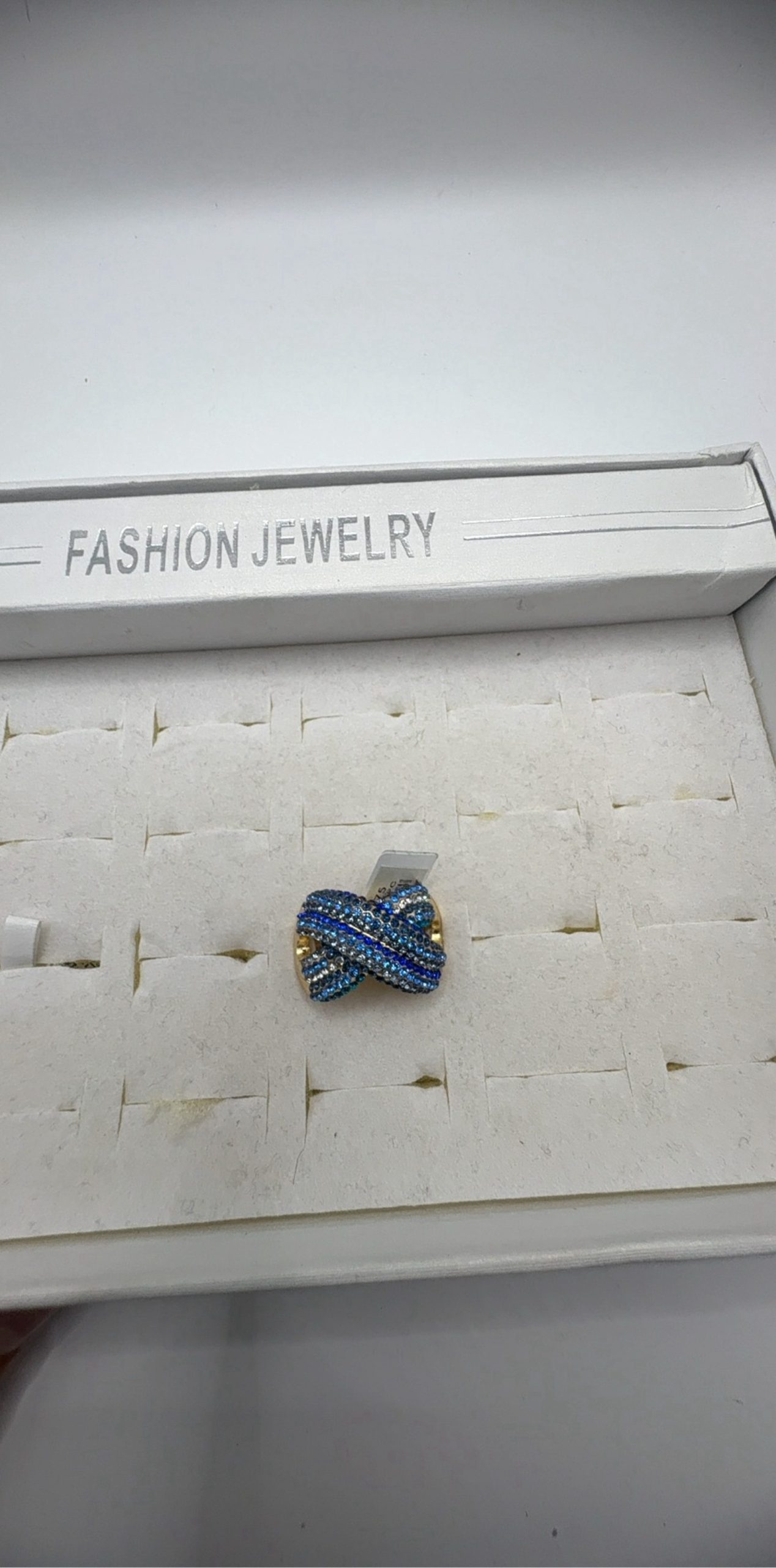 Fashion Jewelry Blue Rhinestone Ring One Size image 2