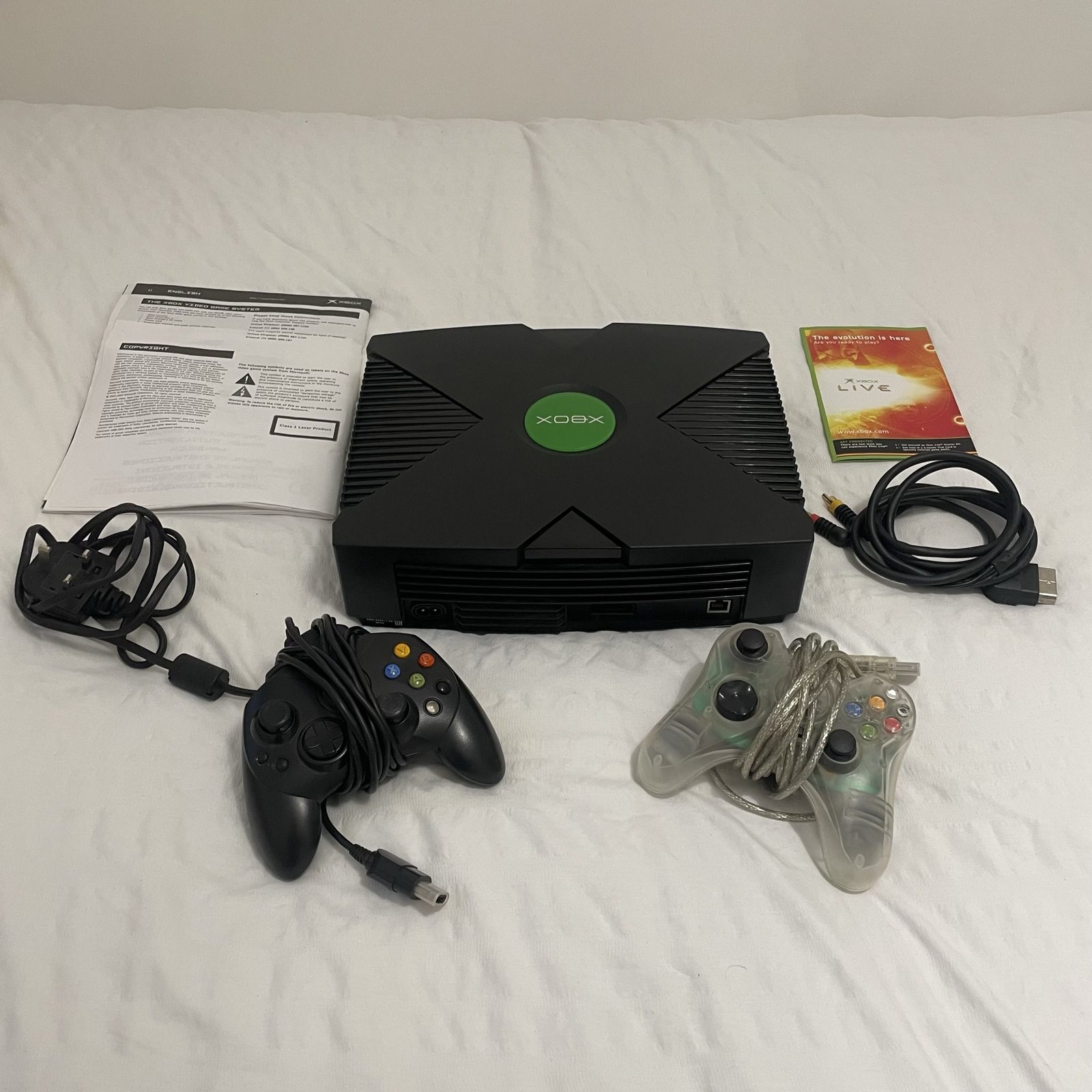 Original Xbox Black Console with 2 Controllers and Cables image 2