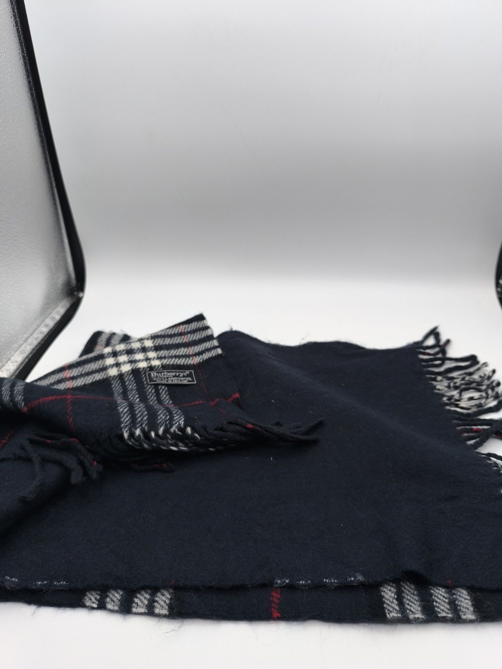 Burberry Black & White & Red Lambswool Scarf Made in England image 7