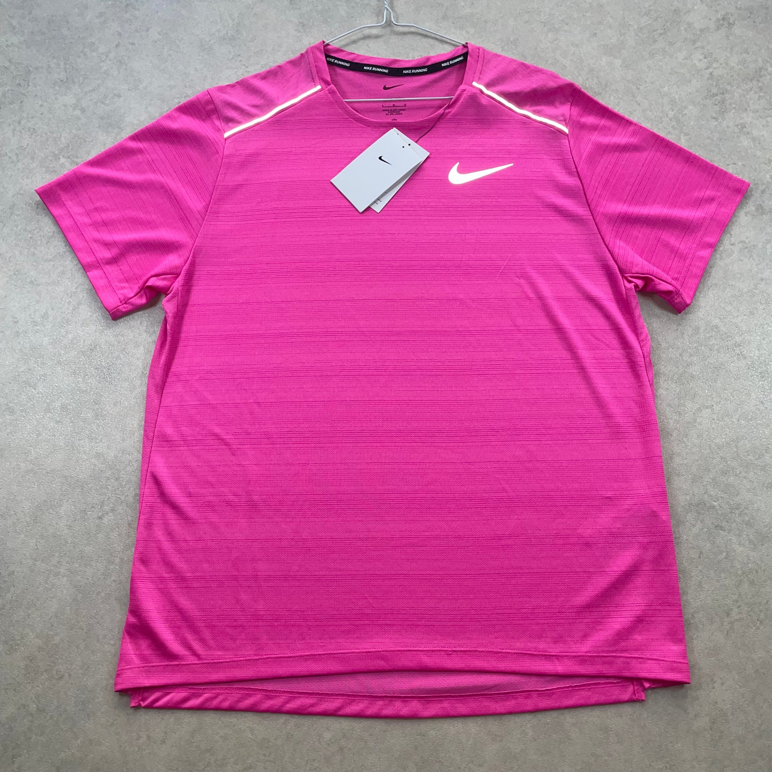 Nike Men's Large Fuchsia Miler Tee 1.0 Running Shirt