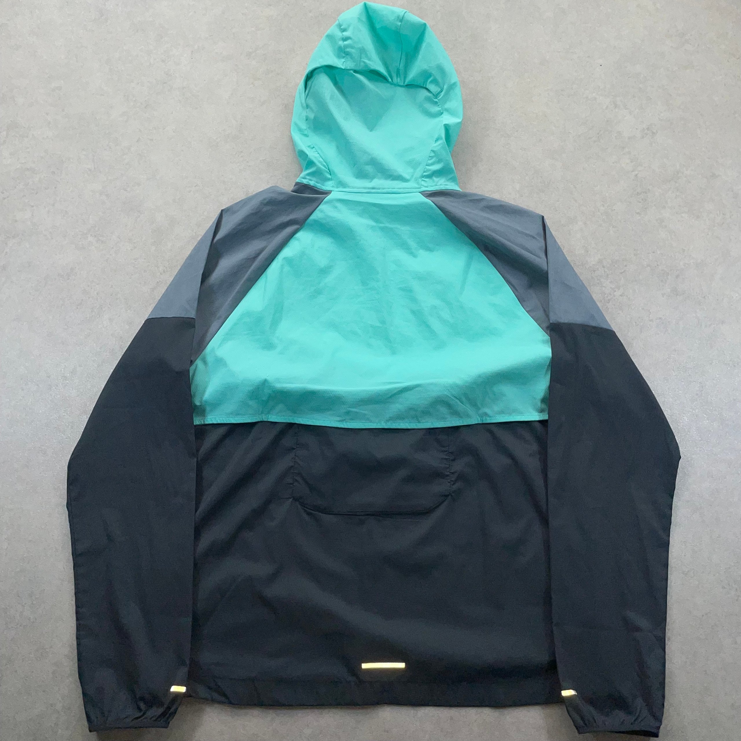 Nike Packable Windbreaker "Hyper Turquoise" (Size Medium Mens) image 3