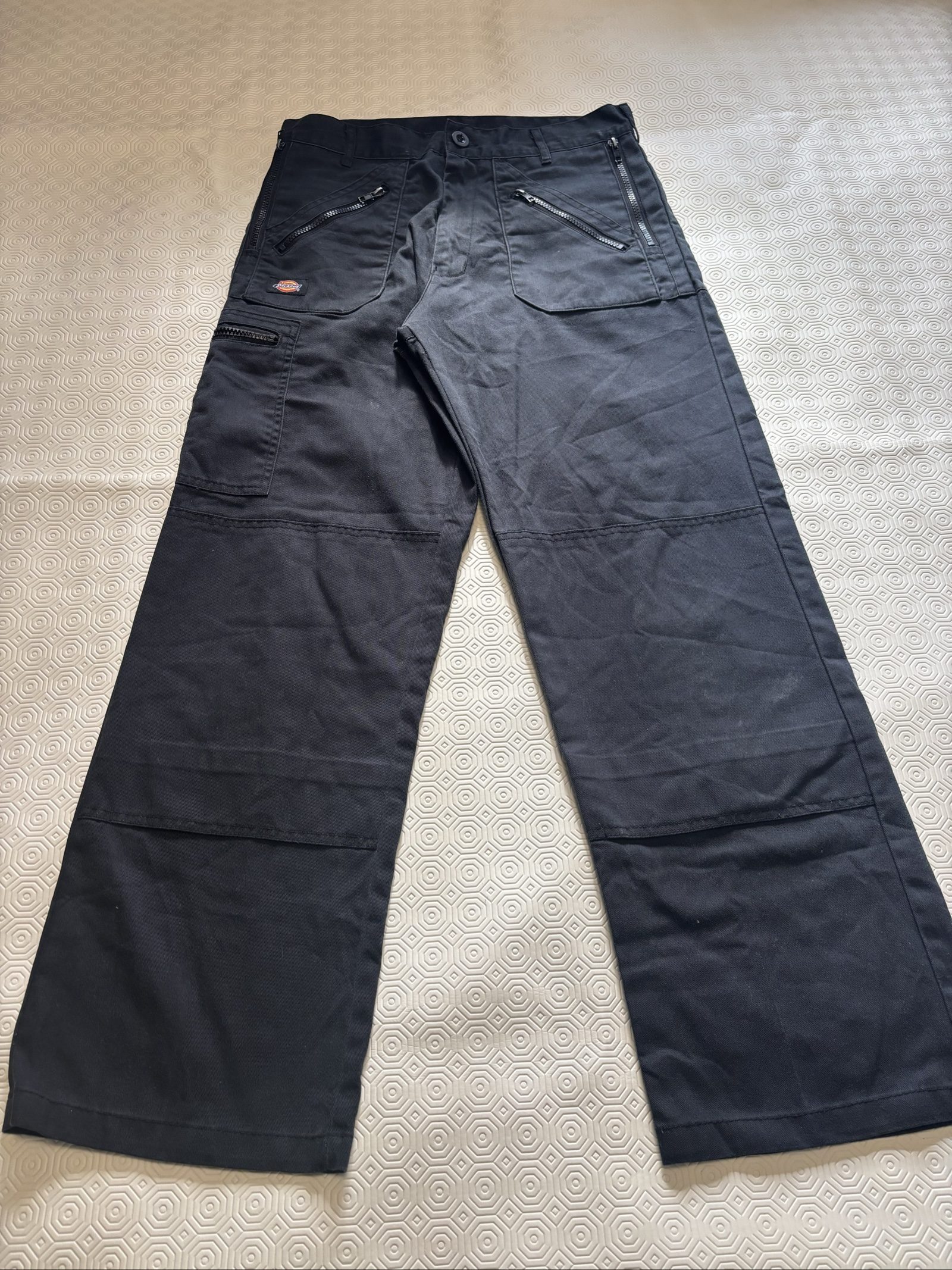 Dickies Black Work Trousers UK 30s Zipper Pockets