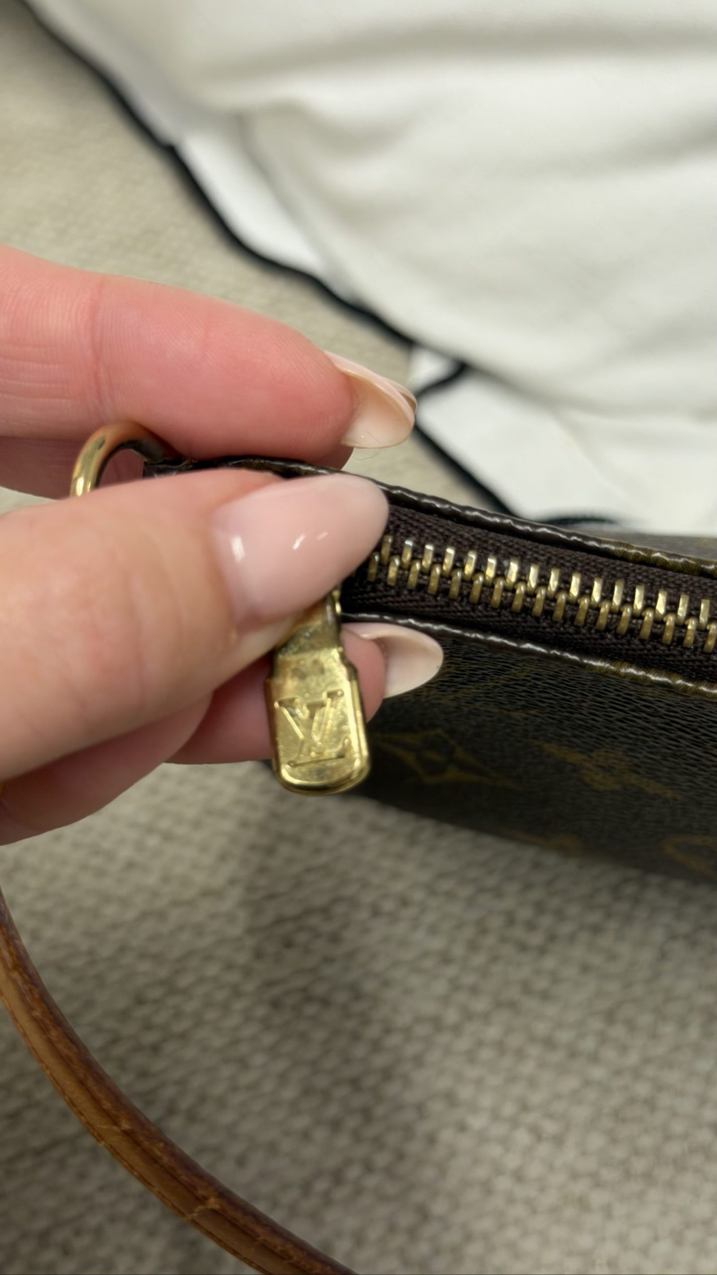 Louis Vuitton Pochette Bag — Brown Monogram Canvas image 7