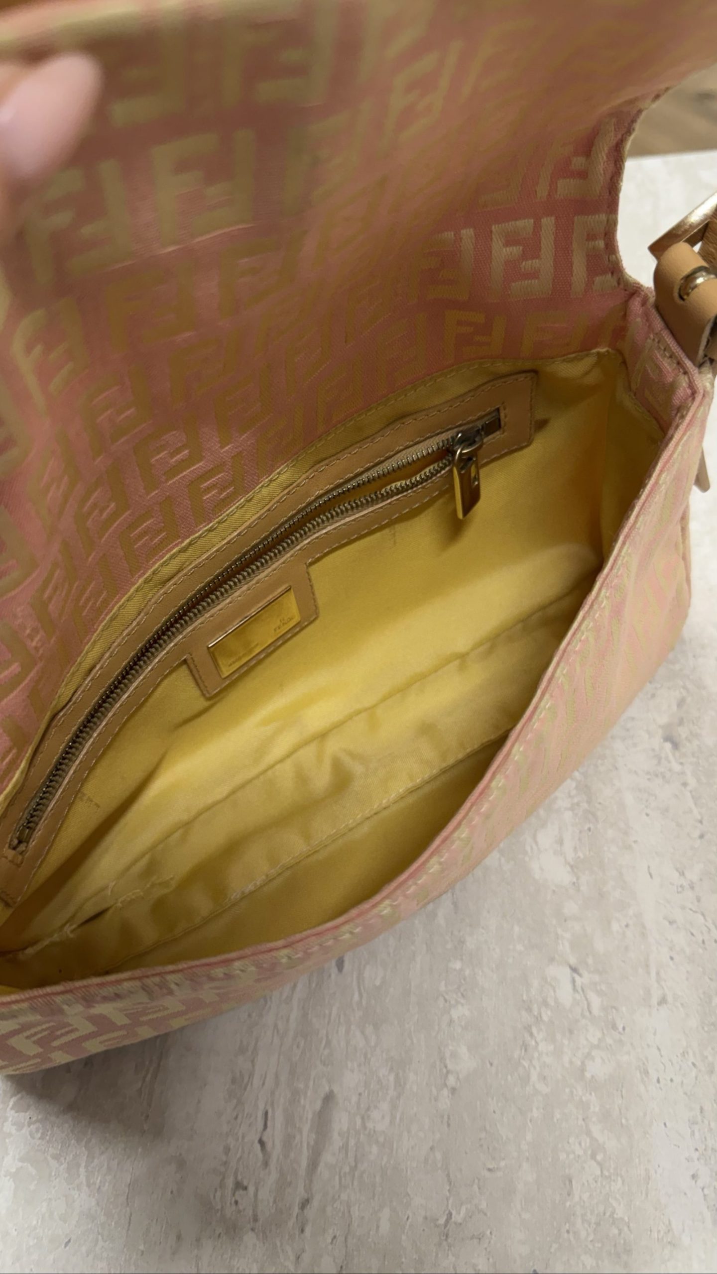 Fendi Baguette — Pink Canvas & Leather image 6