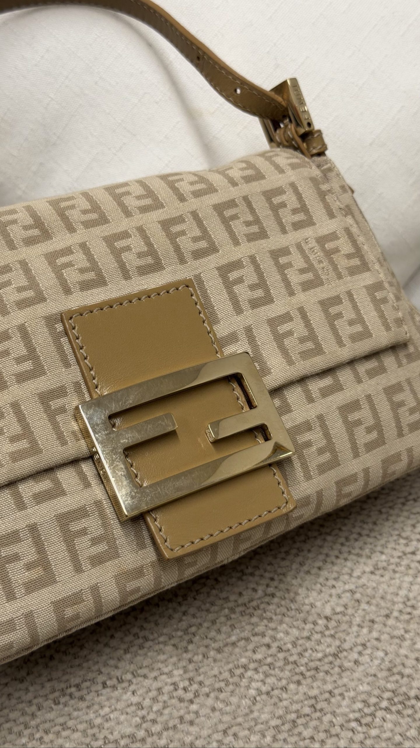 Fendi Mini Mamma Baguette — Beige Zucca Canvas & Tan Leather, Gold Hardware image 6