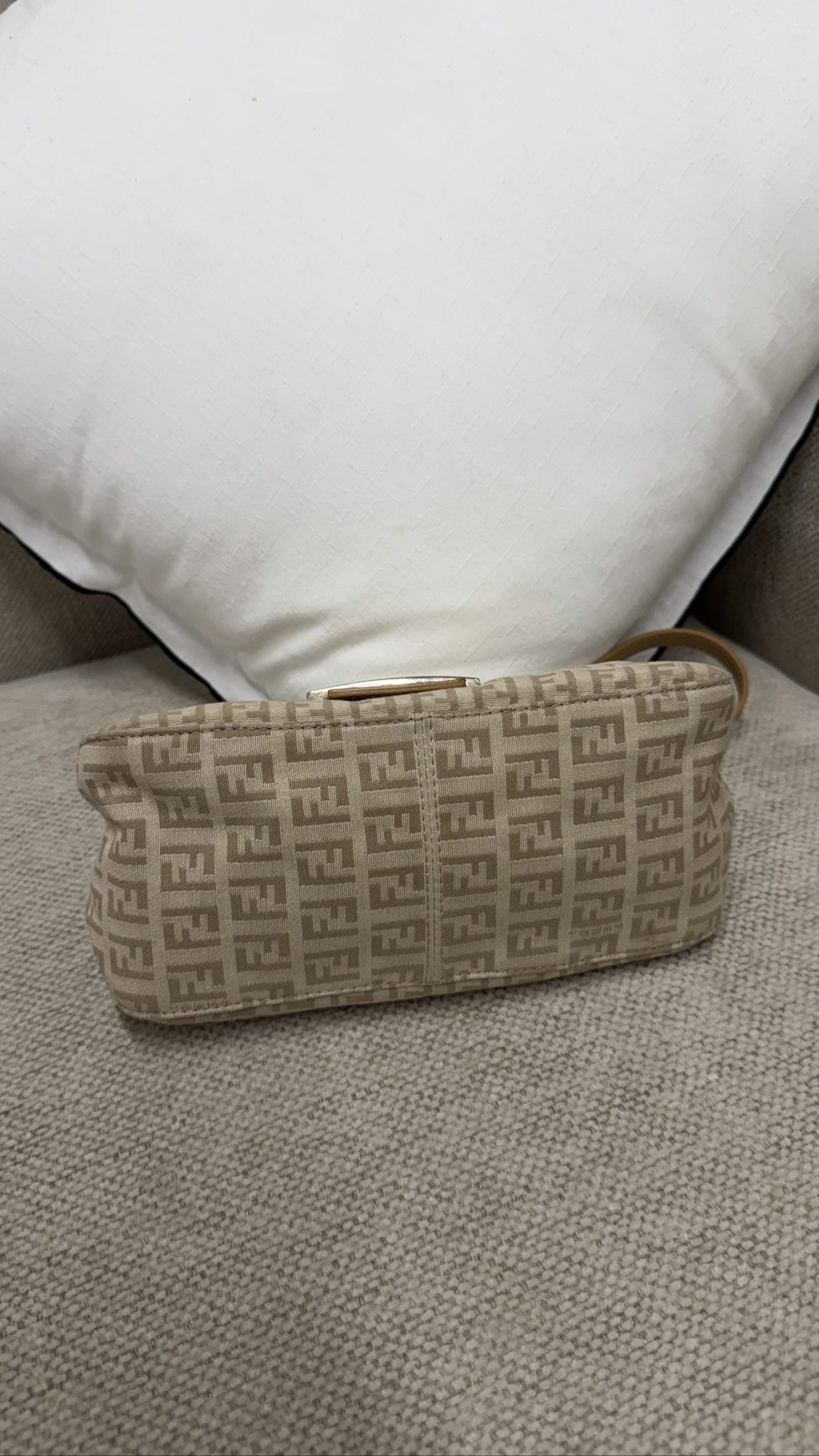Fendi Mini Mamma Baguette — Beige Zucca Canvas & Tan Leather, Gold Hardware image 7