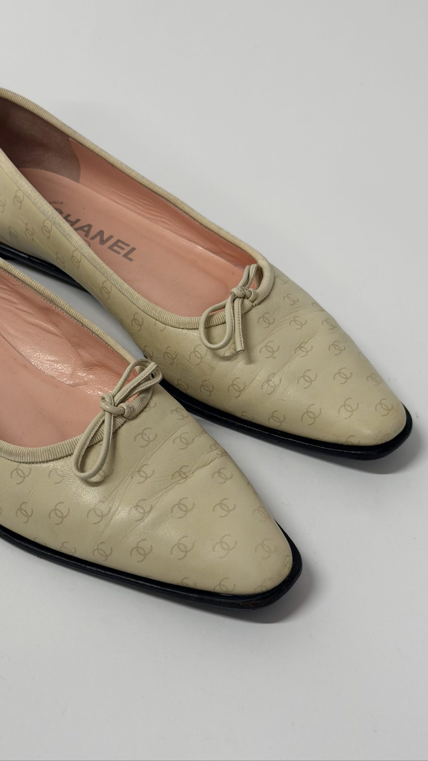 Chanel Ballet Flats — Beige Printed Leather, EU 37.5 image 6