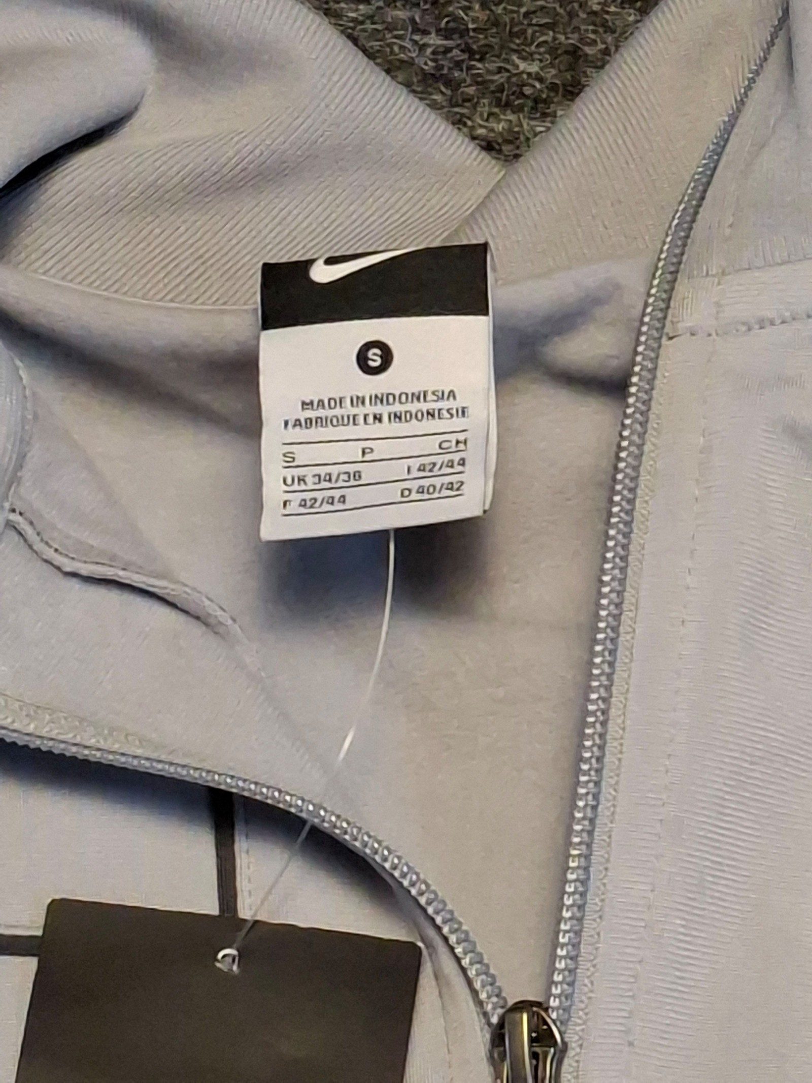 Nike Men Grey & Light Grey Vintage Track Jacket & Pants Small image 2