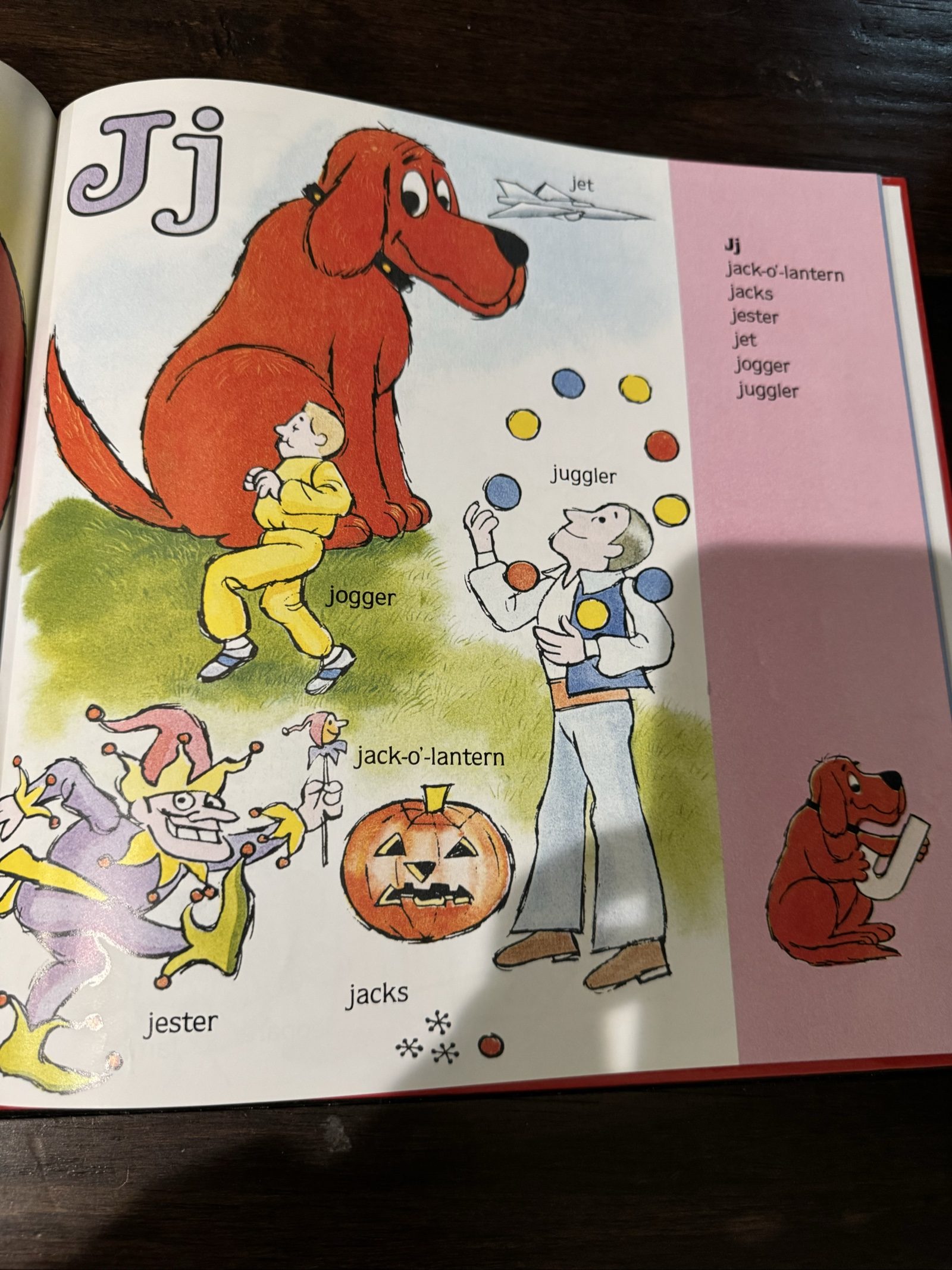 Clifford’s ABC by Norman Bridwell – Scholastic Children’s Alphabet Book image 3