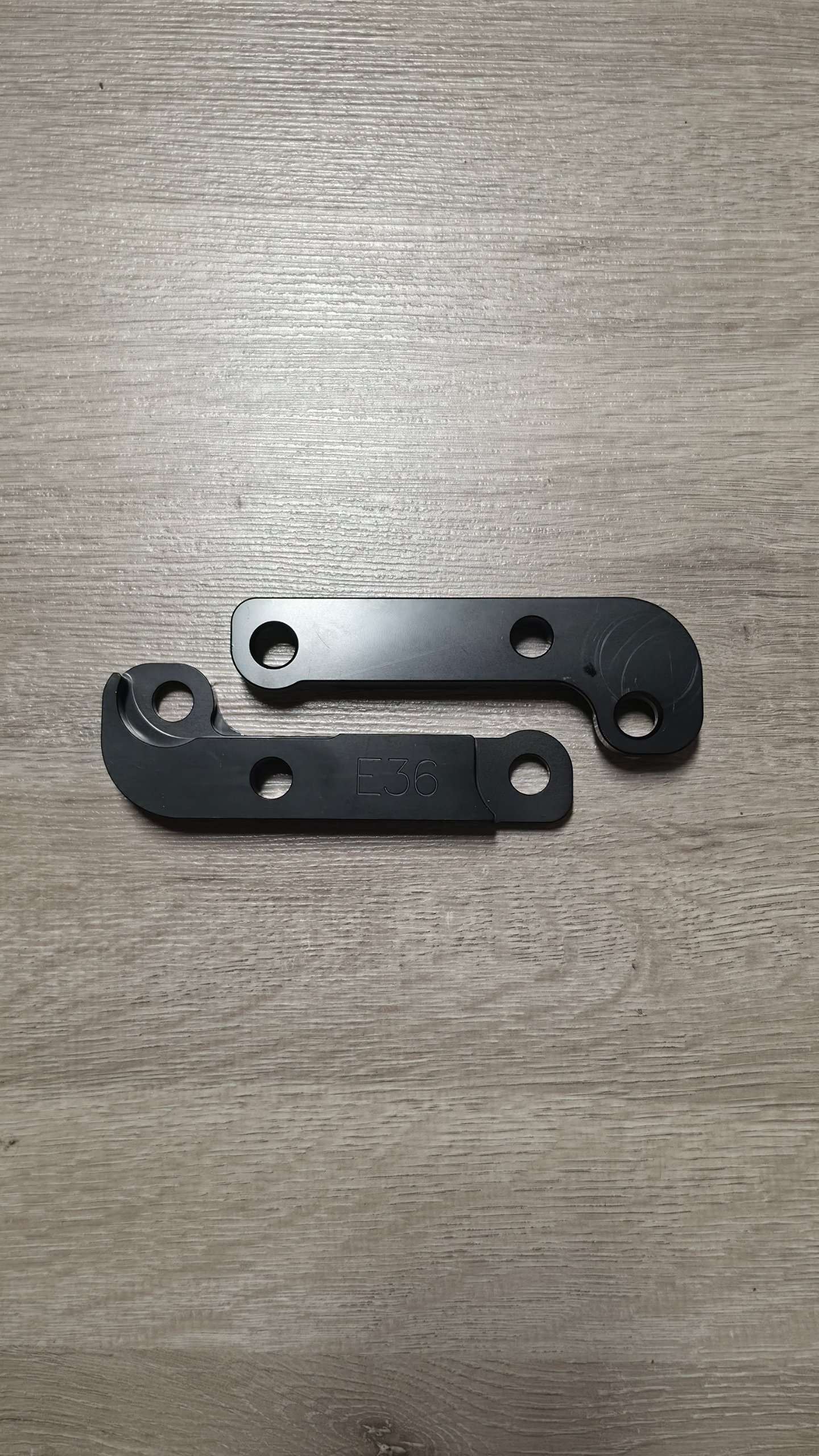 BMW E36 Auto-Lenkungs-Drift-Sperradapter, der den Drehwinkel um 25% Bis 30% erhöht. Passend für E36 M3 Drehwinkel-Adapter, Auto-Modifikationszubehör (Black)