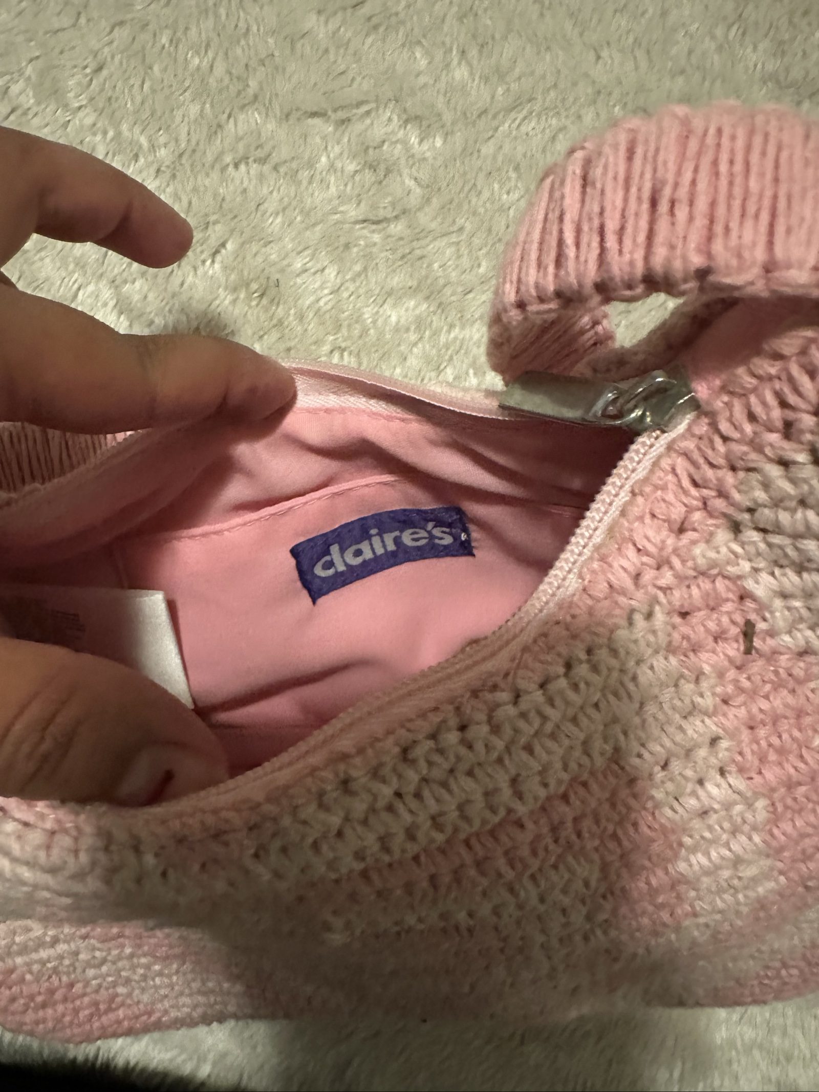 Claire's Pink Crochet Heart Pattern Shoulder Bag image 5