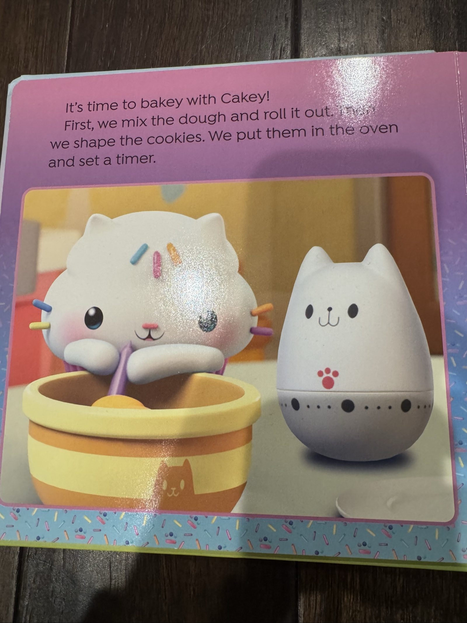 Gabby’s Dollhouse Sprinkle Party! – DreamWorks Netflix Hardcover Children’s Book image 4