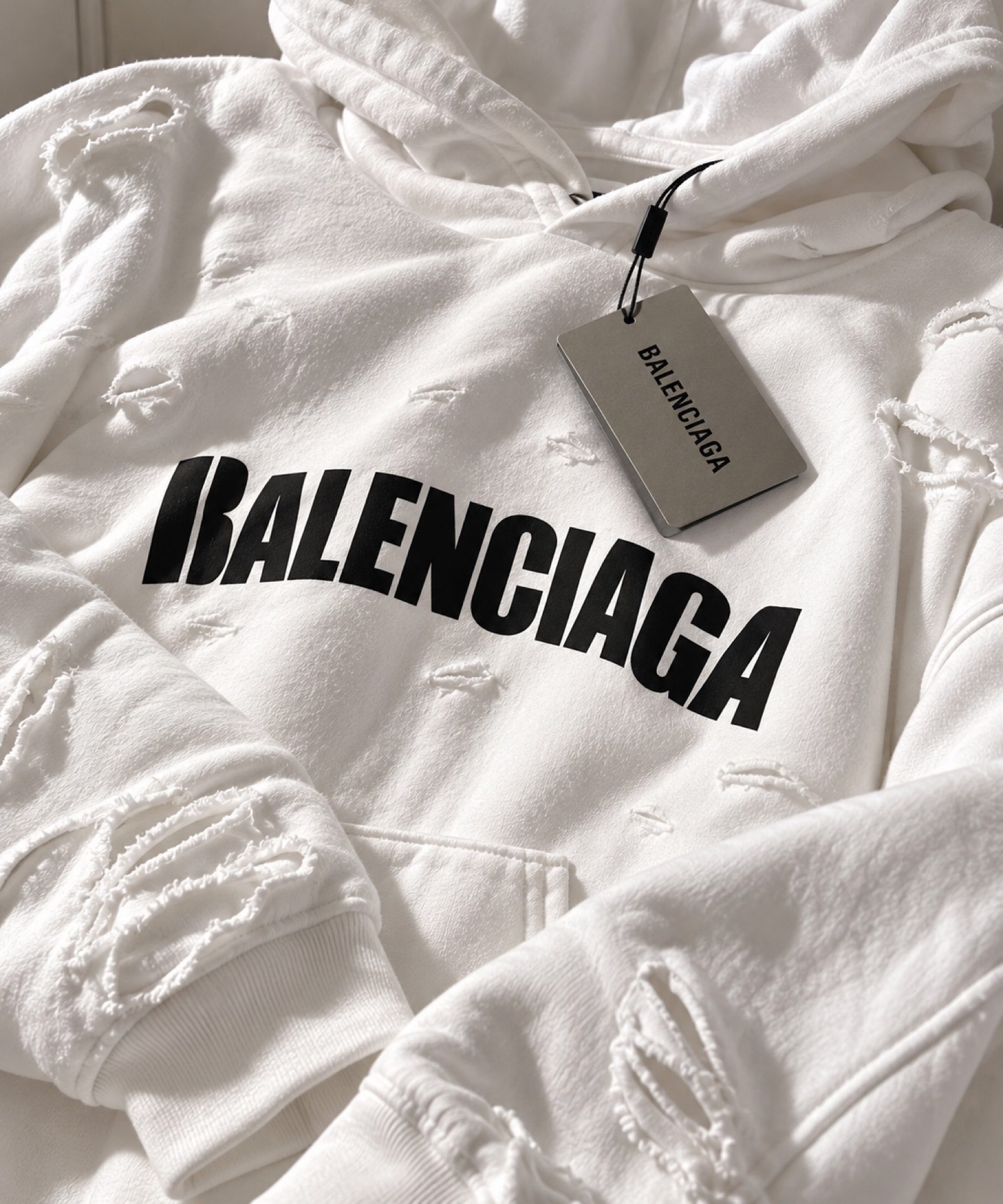 Balenciaga Destroyed Logo Hoodie White XXL Oversized 659403 – Tags Attached image 5