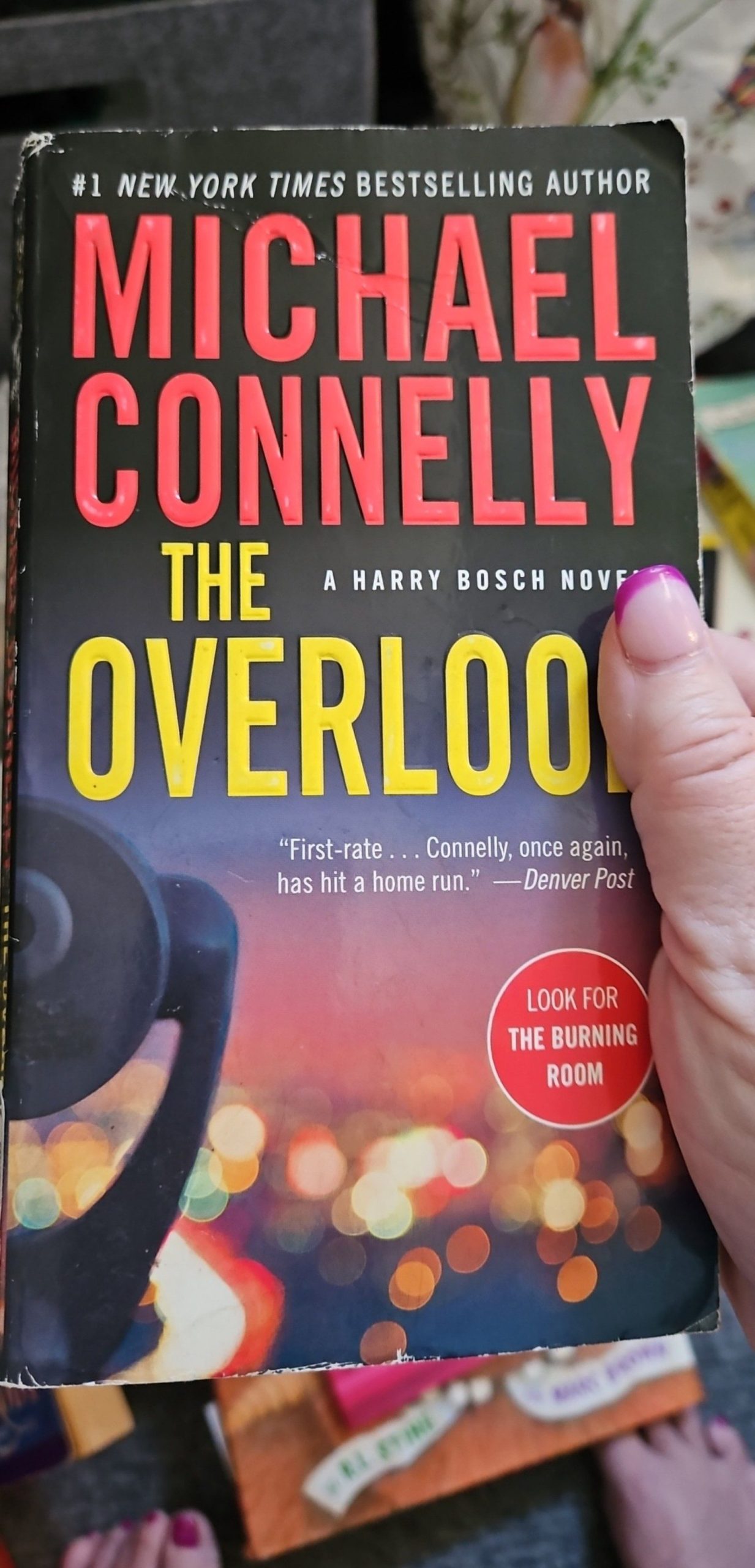 Michael Connelly The Overlook Paperback Book