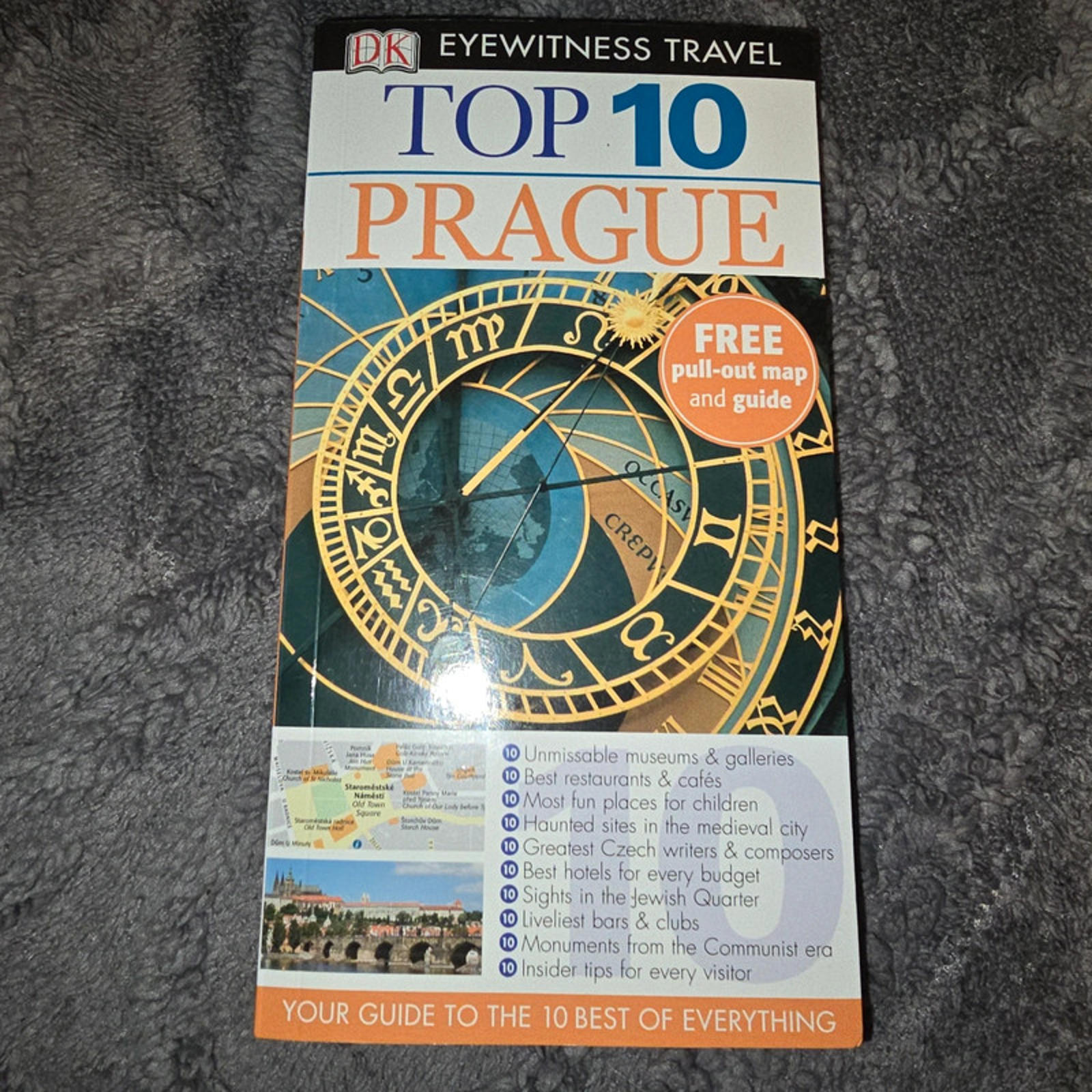 DK Eyewitness Travel Top 10 Prague Guidebook – With Pull-Out Map