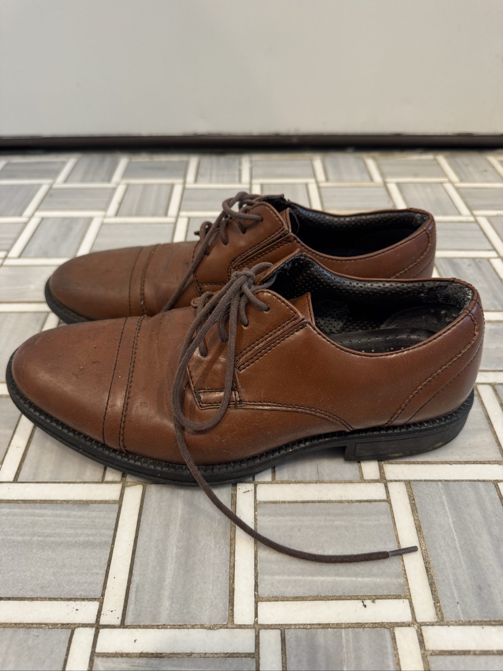 Dockers shoes image 2