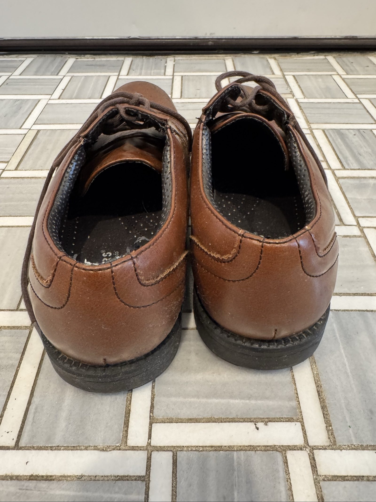 Dockers shoes image 3