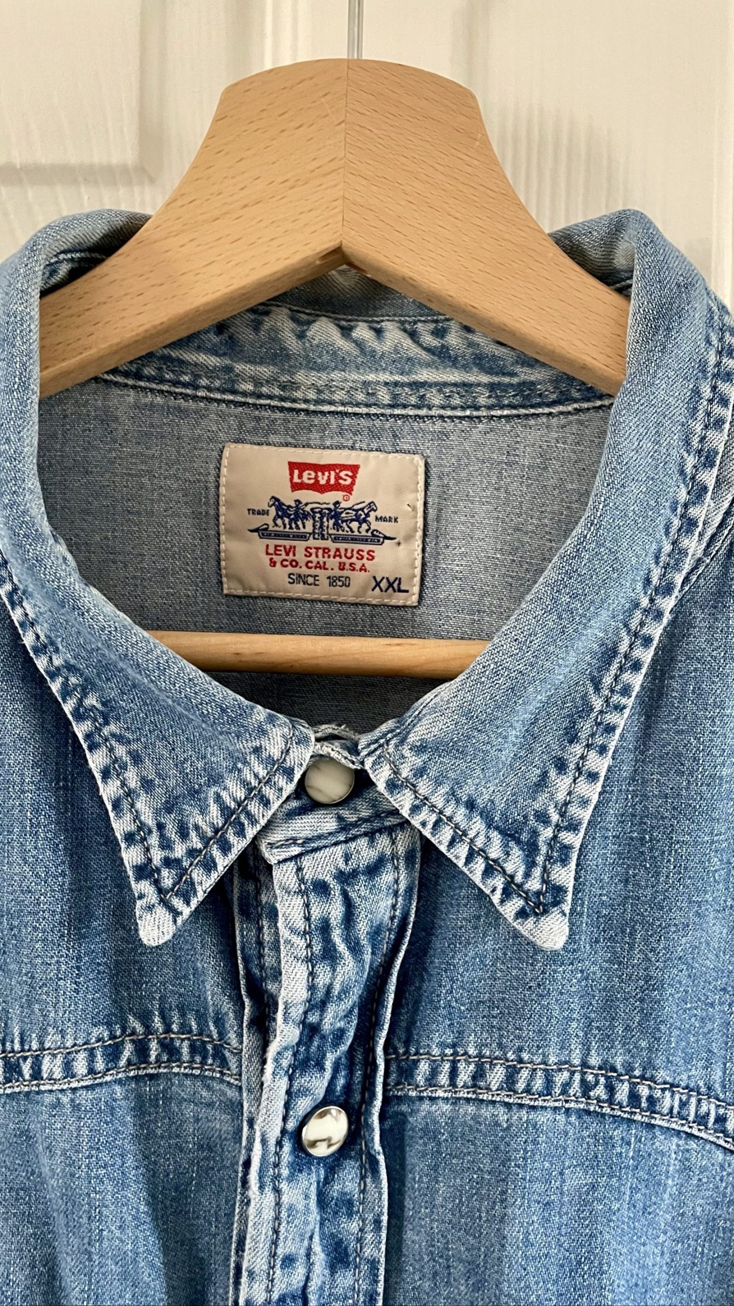 Levi's Men's Light Blue Denim Shirt XXL Western Style image 3