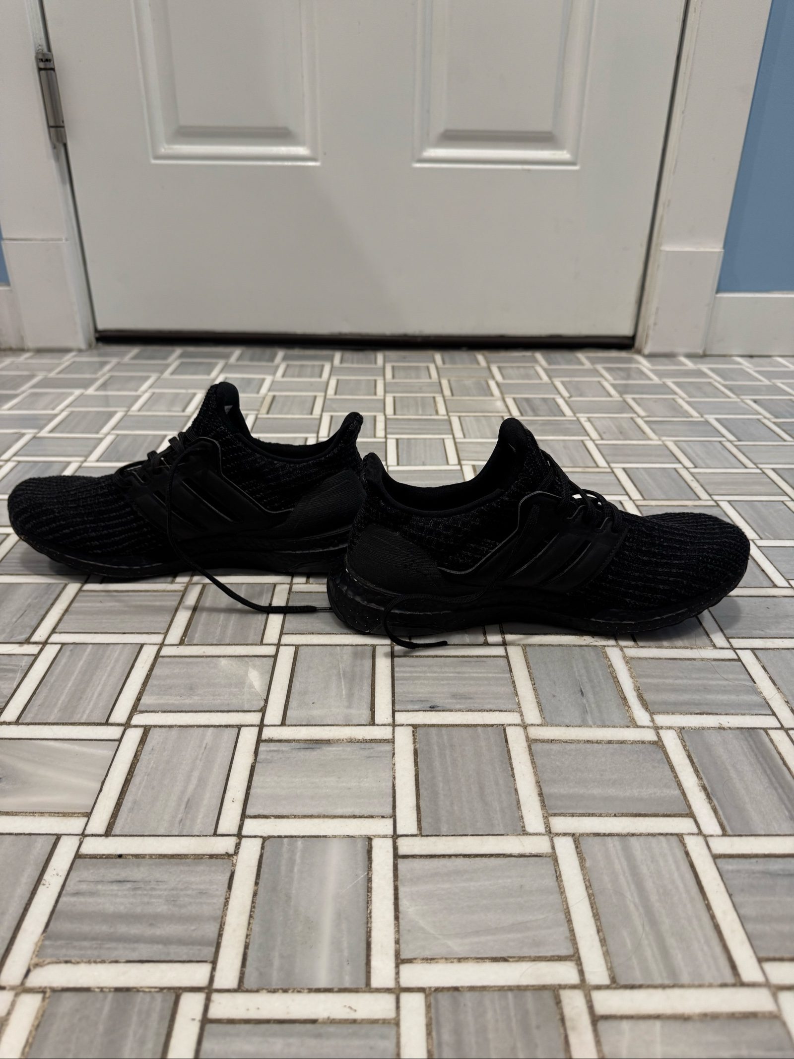 Adidas Ultraboost 5.0 DNA Triple Black Men’s s Running Shoe - Black - Size 7.5 image 3