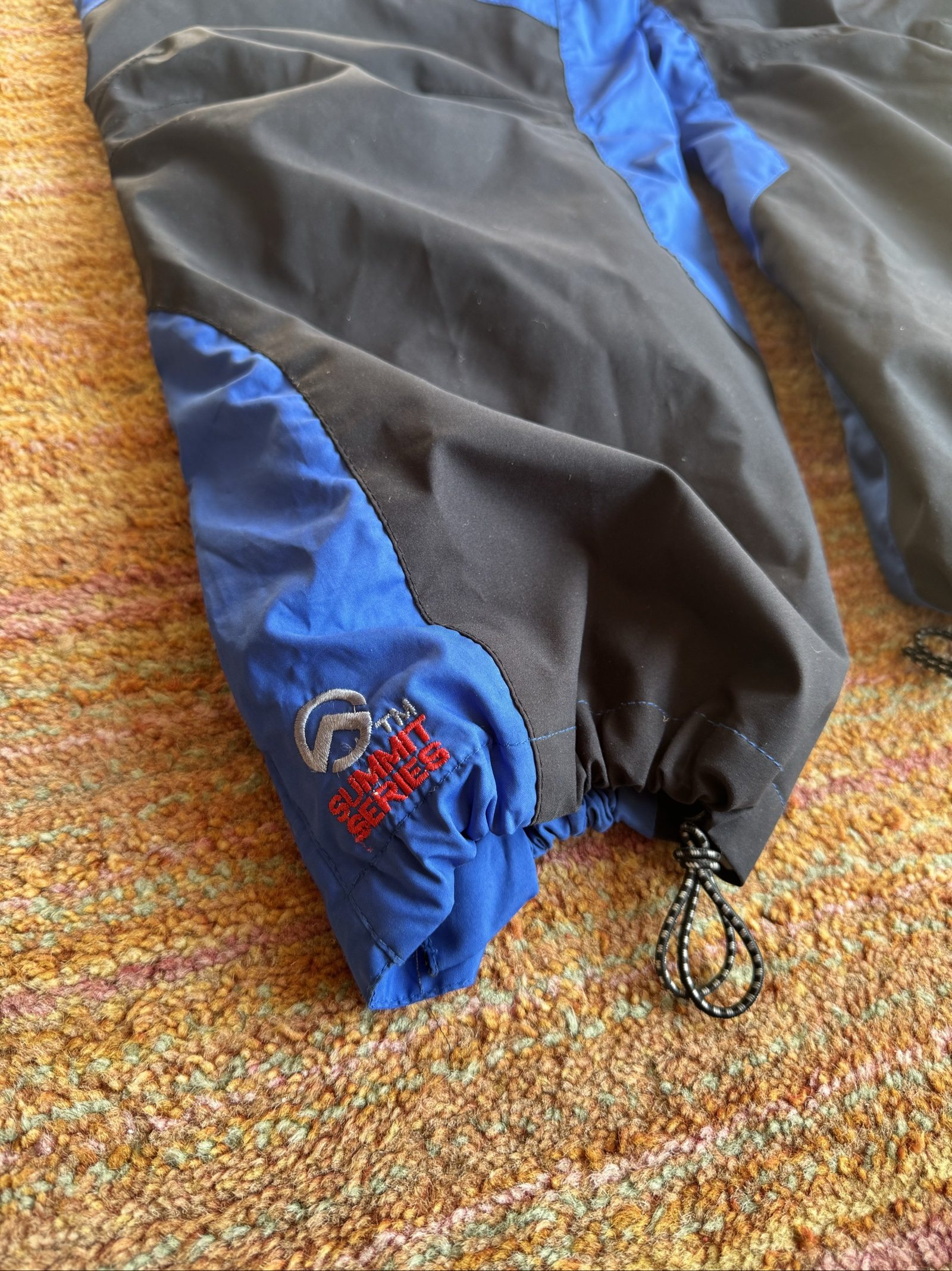 The North Face Blue & Black Gore-Tex Summit Series Outdoor trousers Size S image 4
