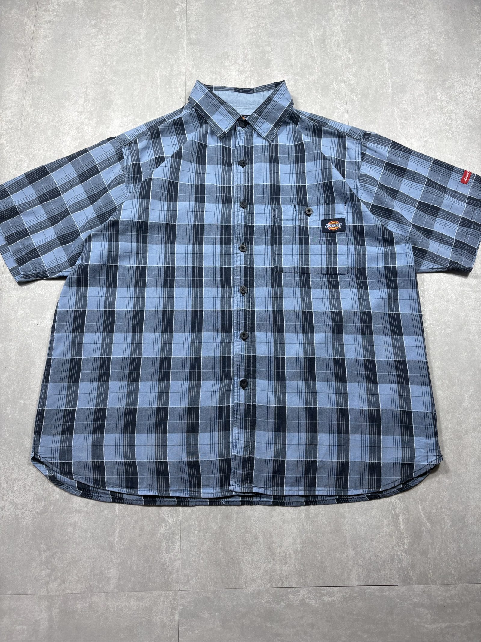 Dickies Men Blue & Black Checkered Short Sleeve Shirt Large image 2