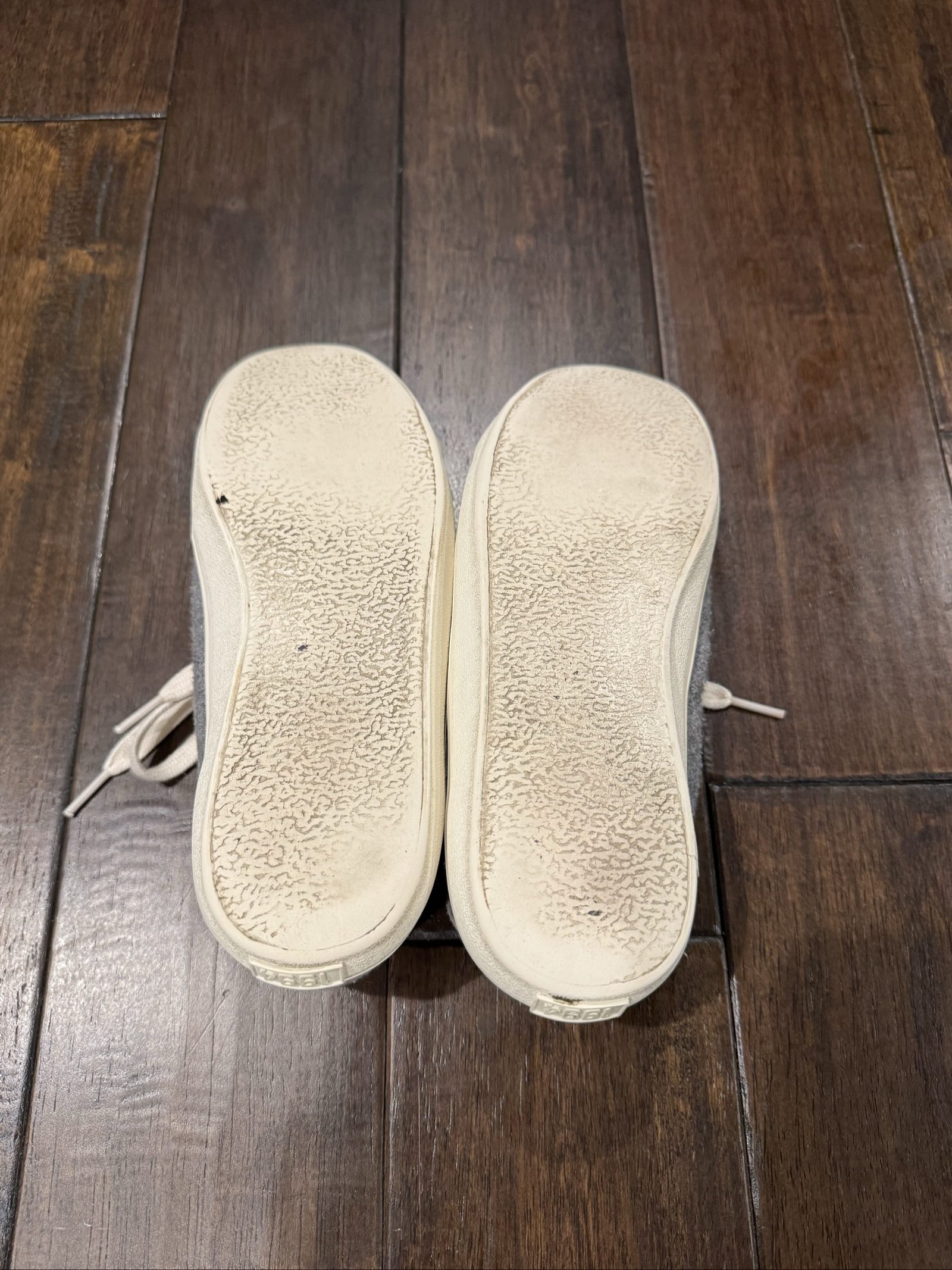 Women's Old Navy Casual Sneakers – Gray Cream - Size 6 image 5