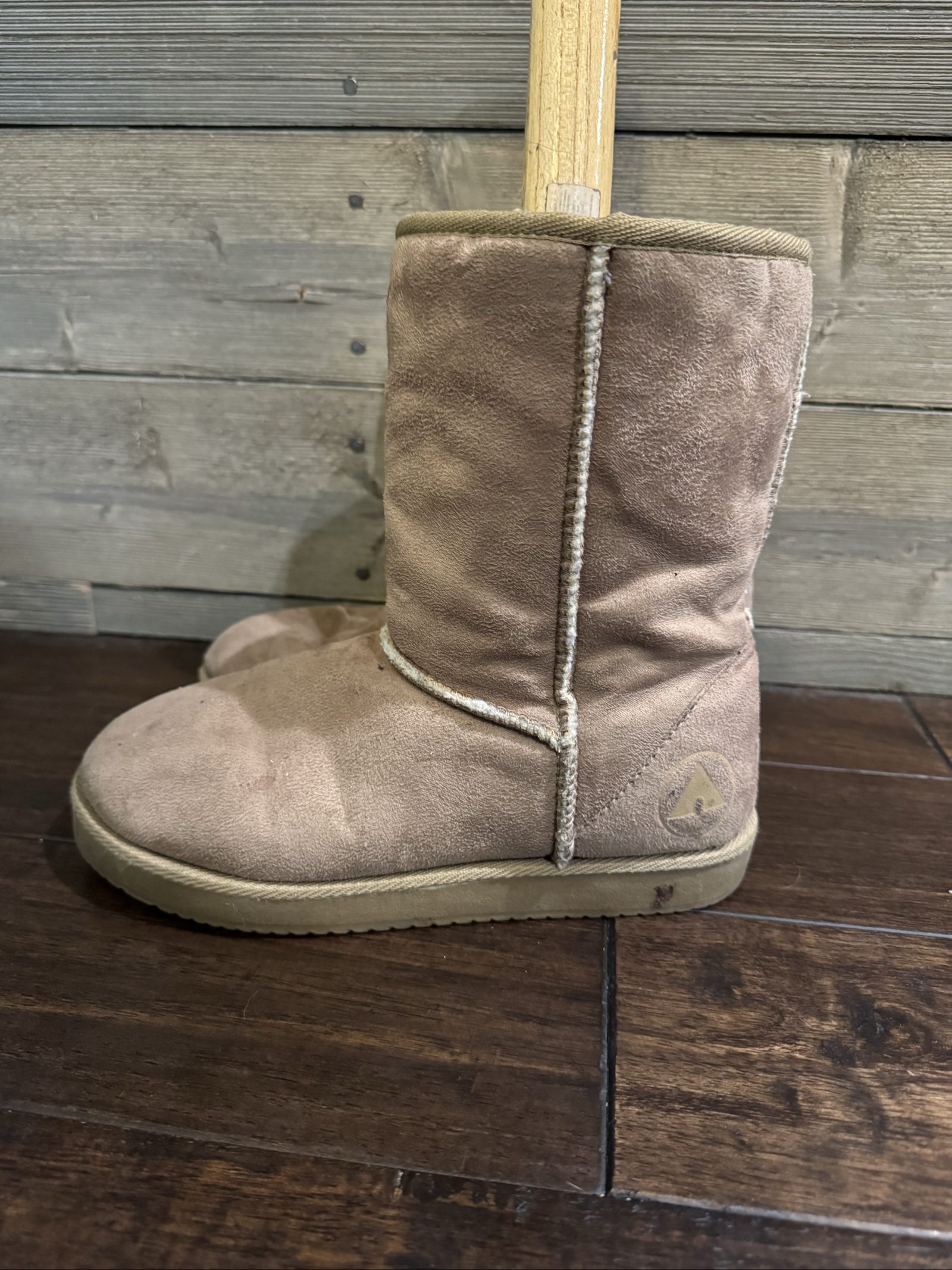 Women’s Airwalk Casual Boots – Tan - Size 6.5