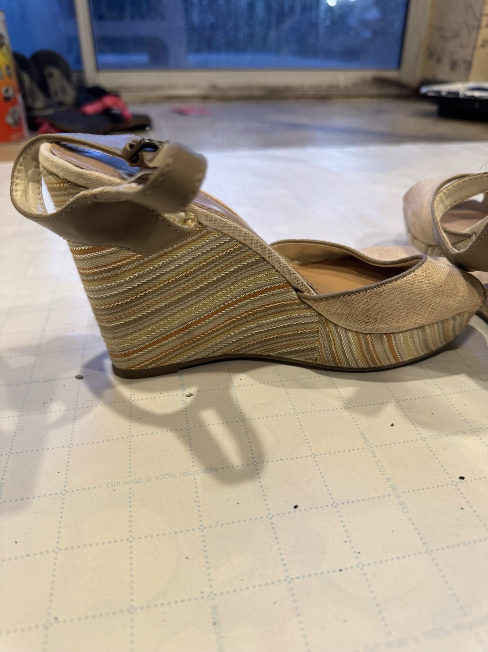 DRAFT READY Women’s Lauren Conrad Wedge Heel Sandal – Brown – Size 7 Med image 4