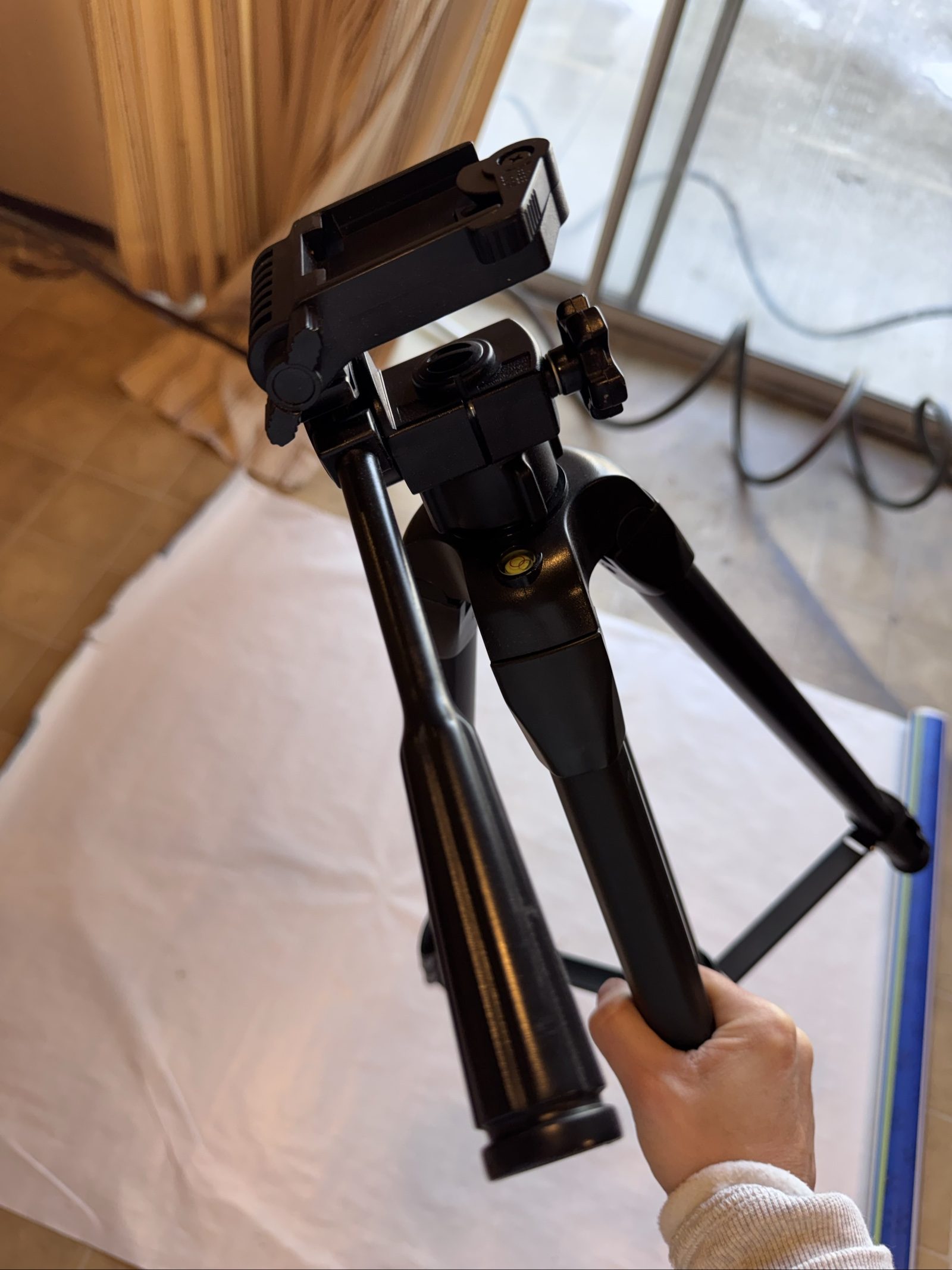 Camera Tripod image 2