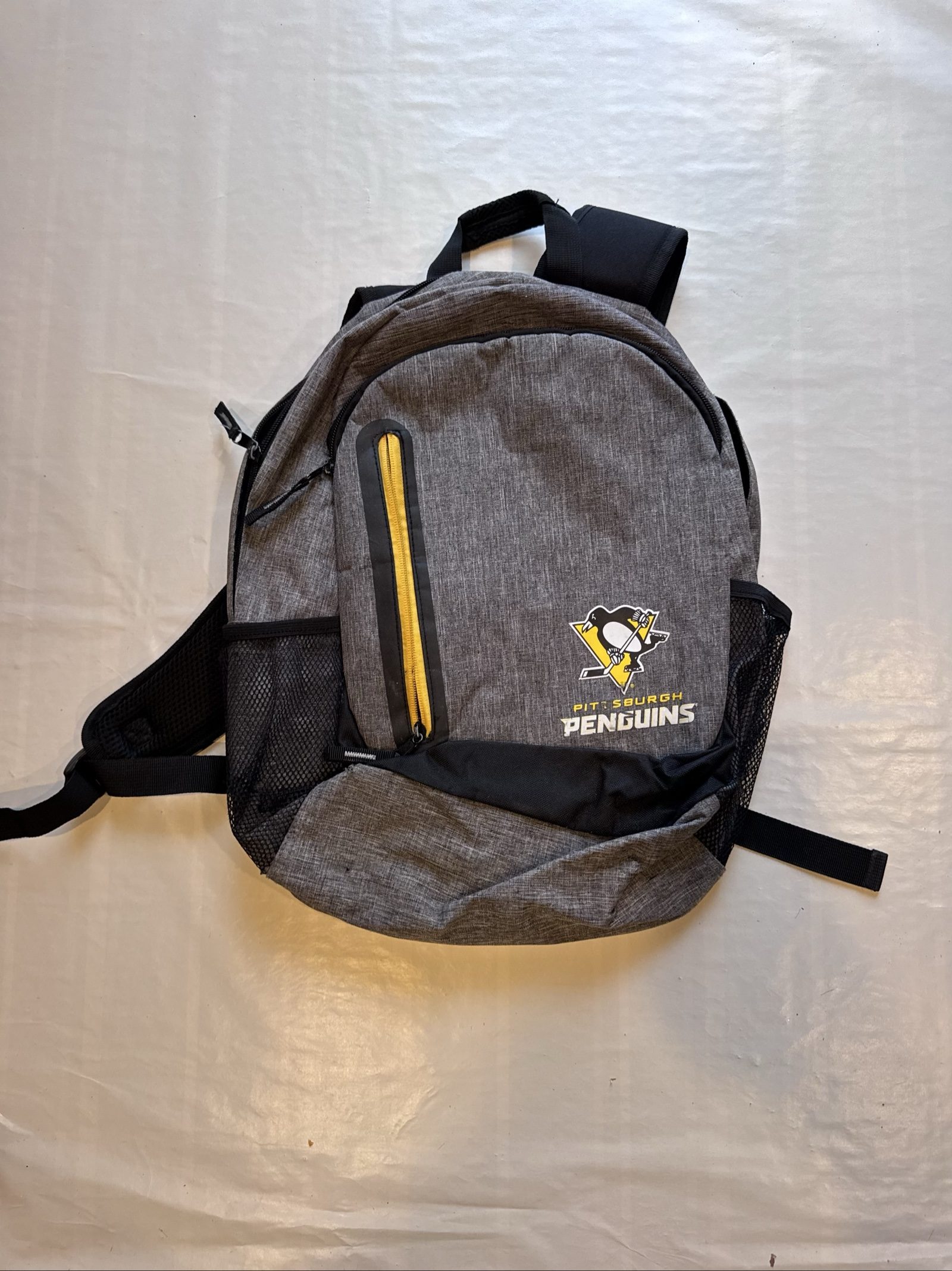 Pittsburgh Penguins Backpack – Gray