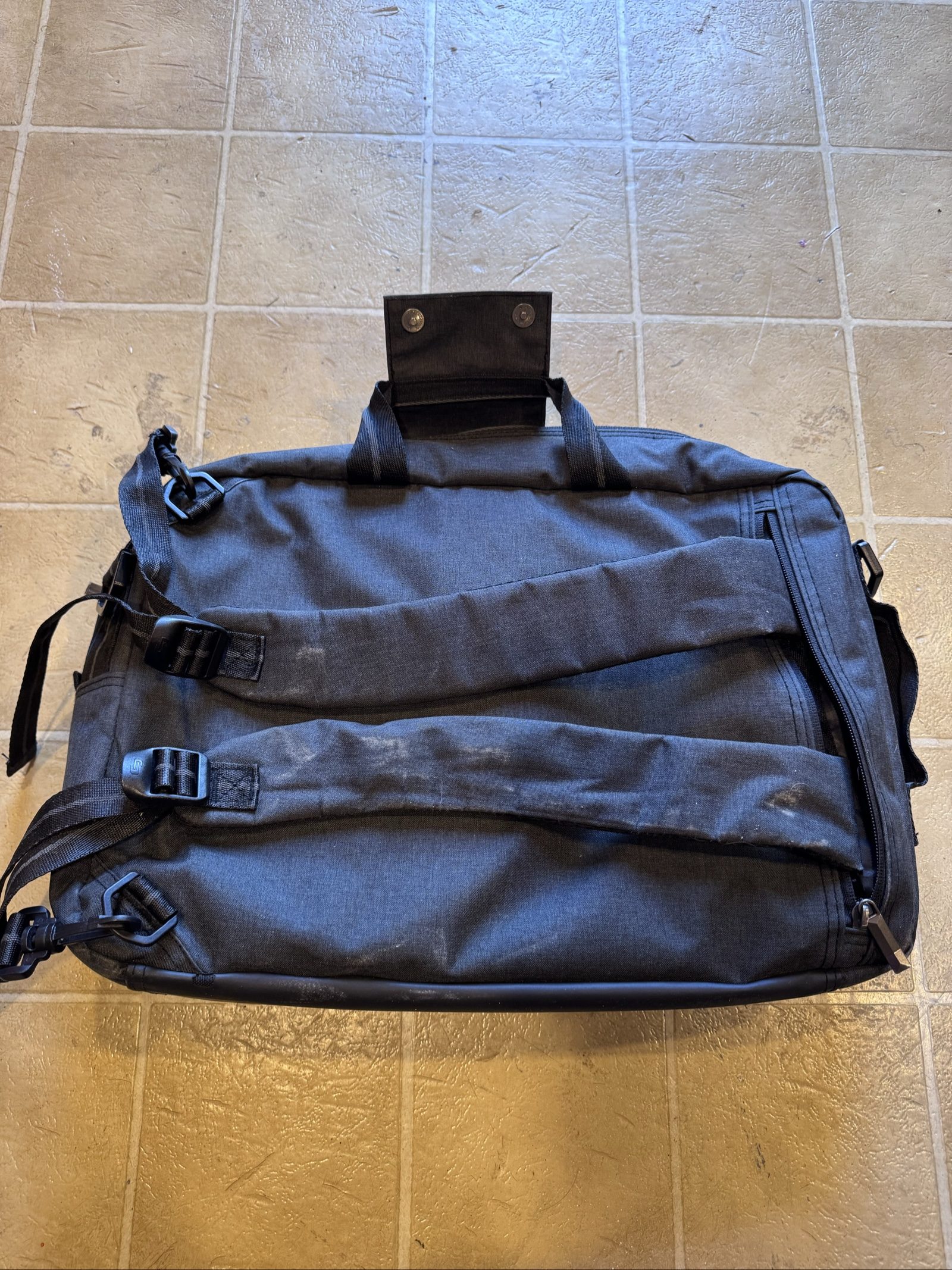 Solo New York Duane 15.6" Hybrid Backpack Briefcase - Gray image 2