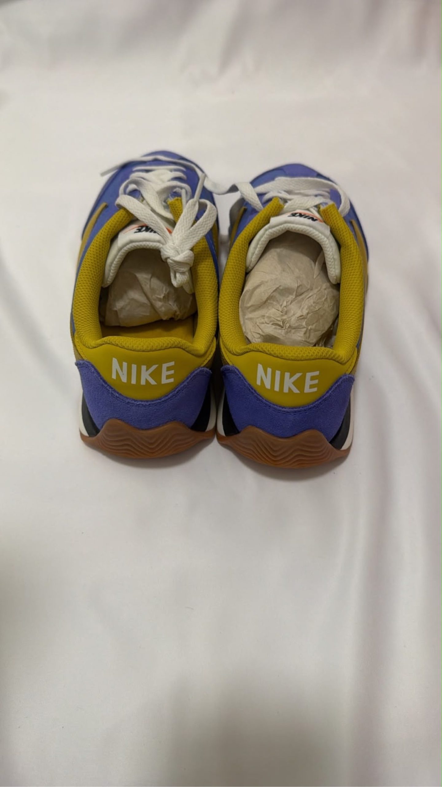 Nike Women's Sapphire & Saffron Pacific UK 9 Sneakers image 4