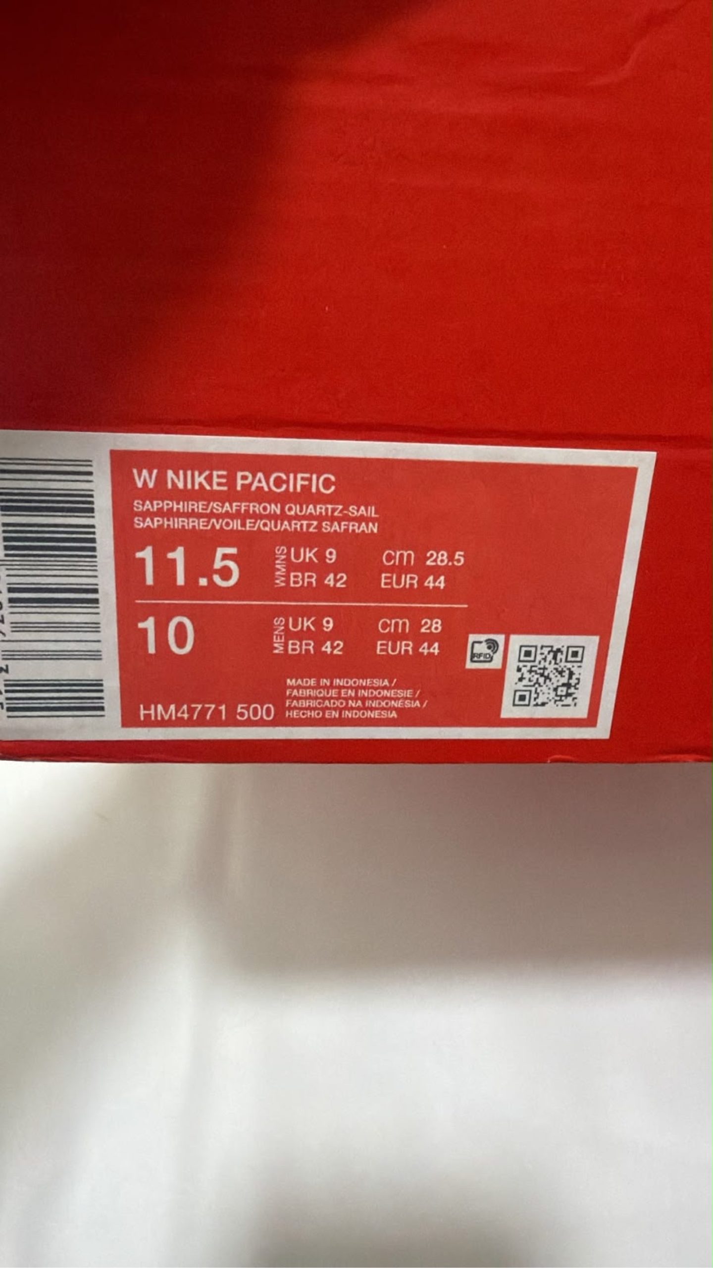 Nike Women's Sapphire & Saffron Pacific UK 9 Sneakers image 3