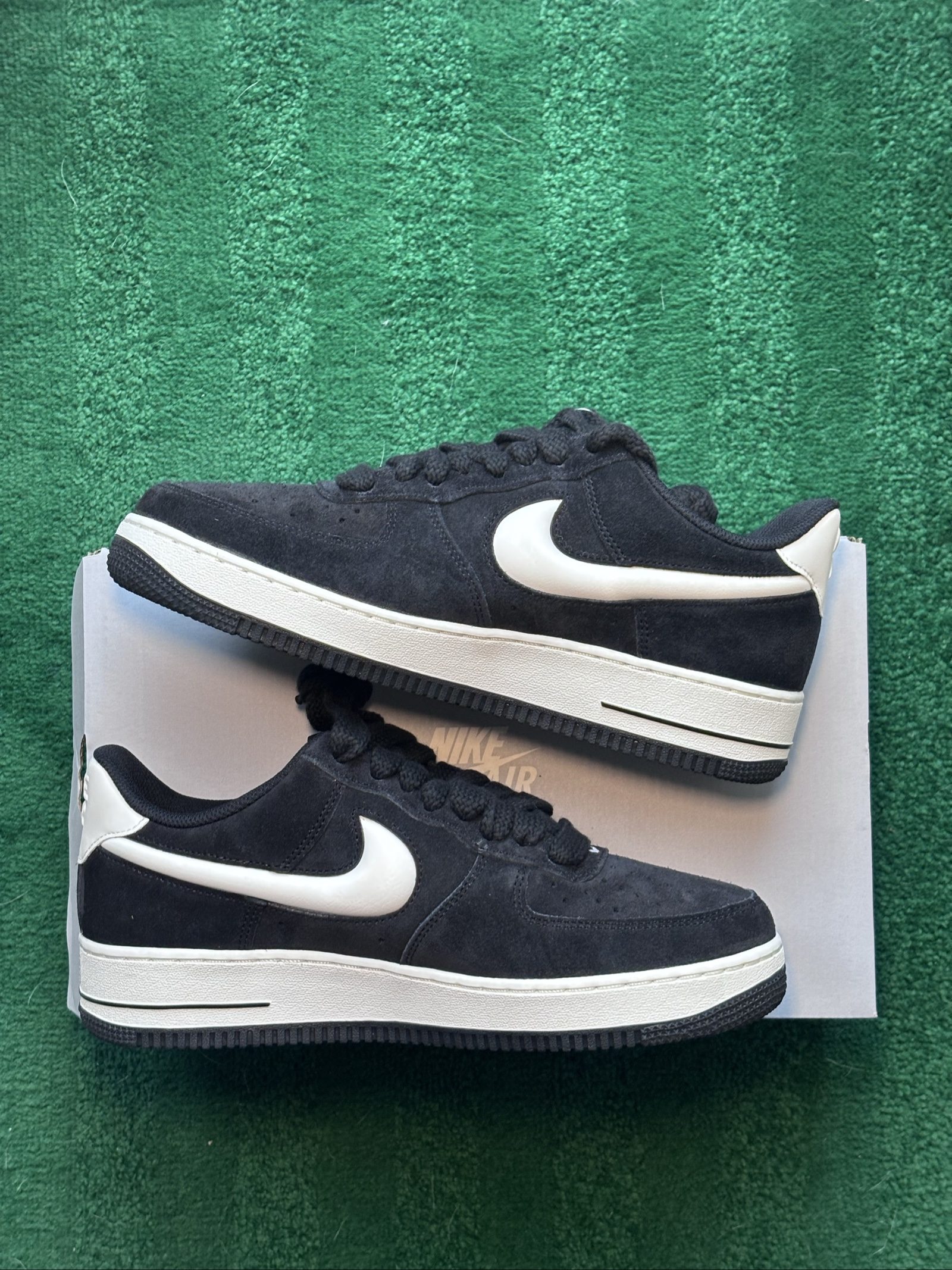 Uk 8 Nike Air Force 1 '07 LV8 | Black Sail IU7592-001 | New image 2