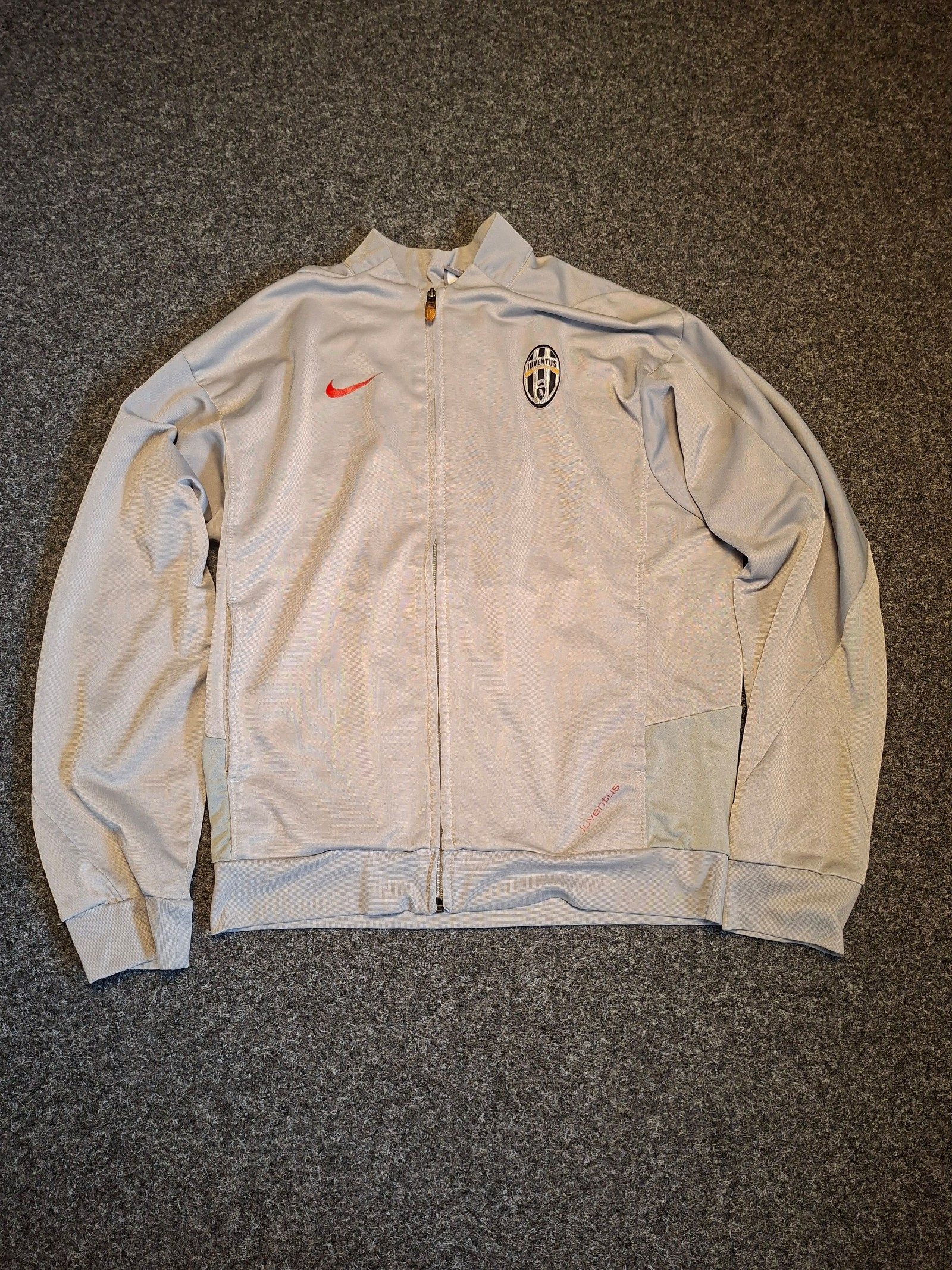 Nike Jungen Vintage Juventus Trainingsjacke Grau Kinder L 152-158 cm