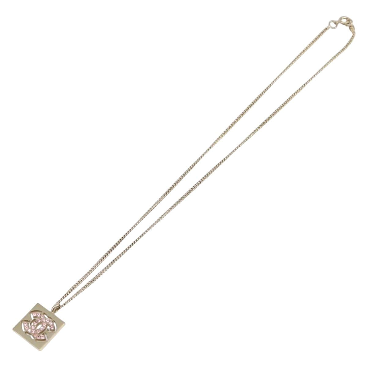 CHANEL Necklace metal Gold CC Auth 205465M image 2