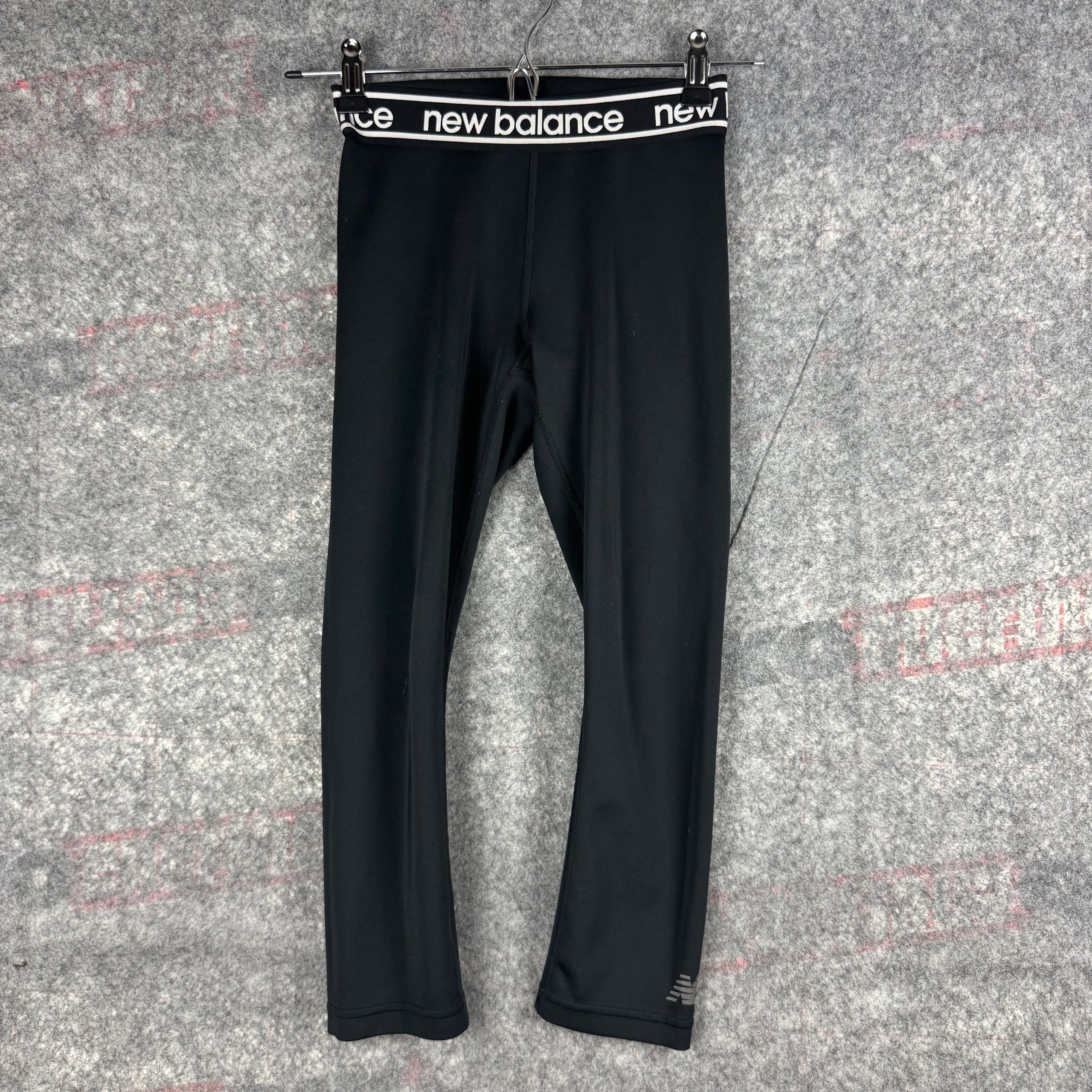 New Balance Black & White Running Tights Elastic Logo Waistband kids 8/9