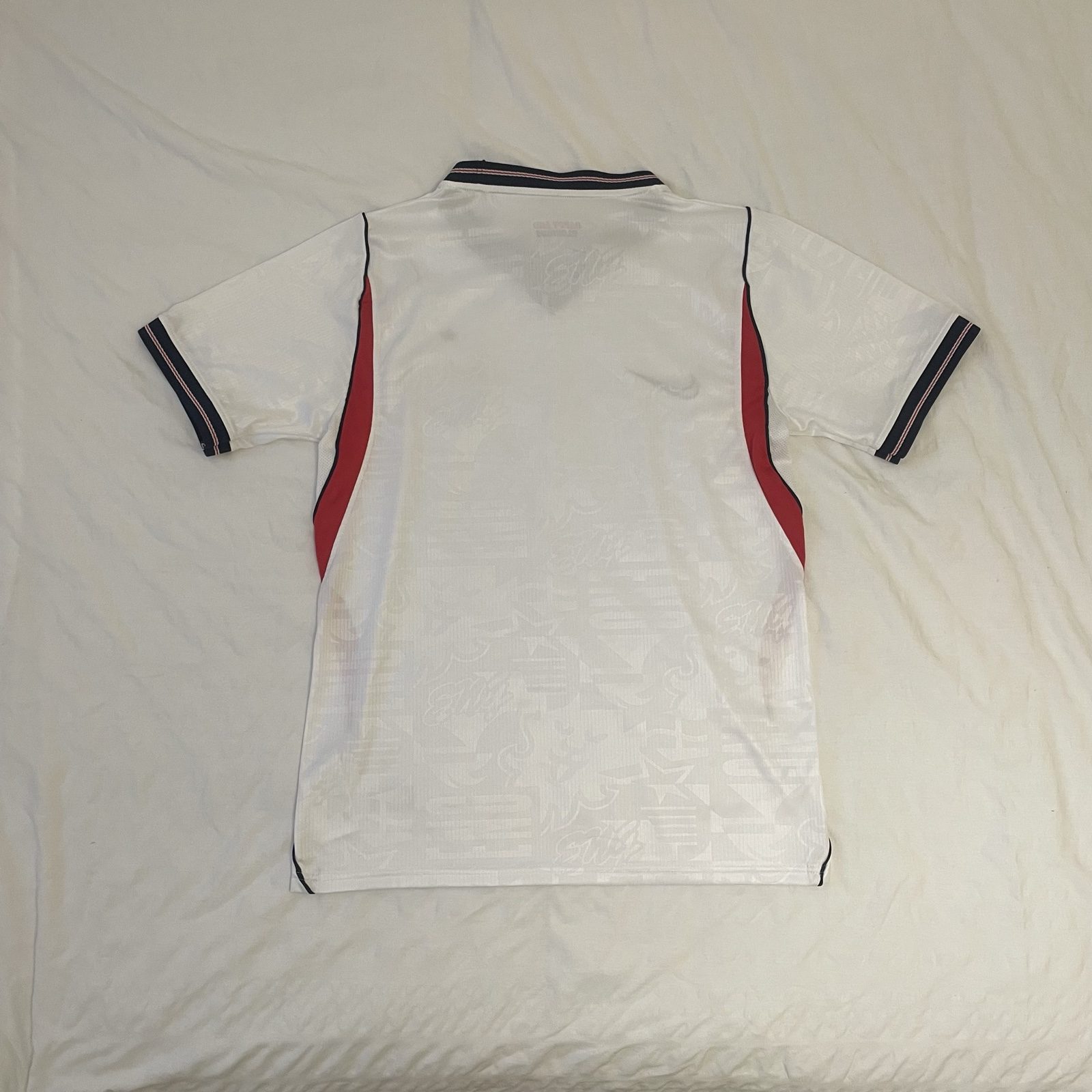 Nike Men's White England Football Shirt Medium Dri-FIT image 6