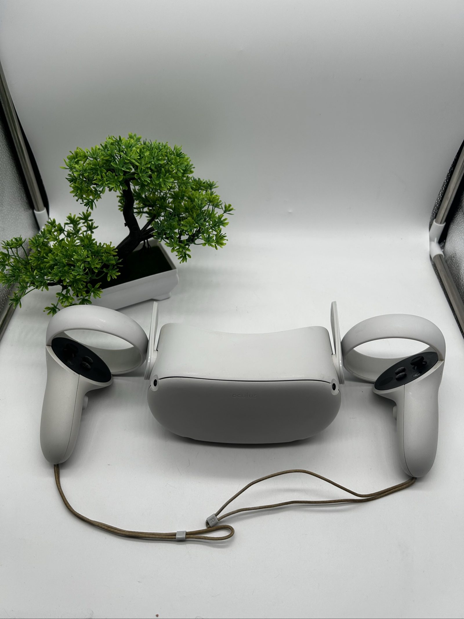 Meta Quest 2 128GB VR + 2 Controller Originali – Testato Funzionante