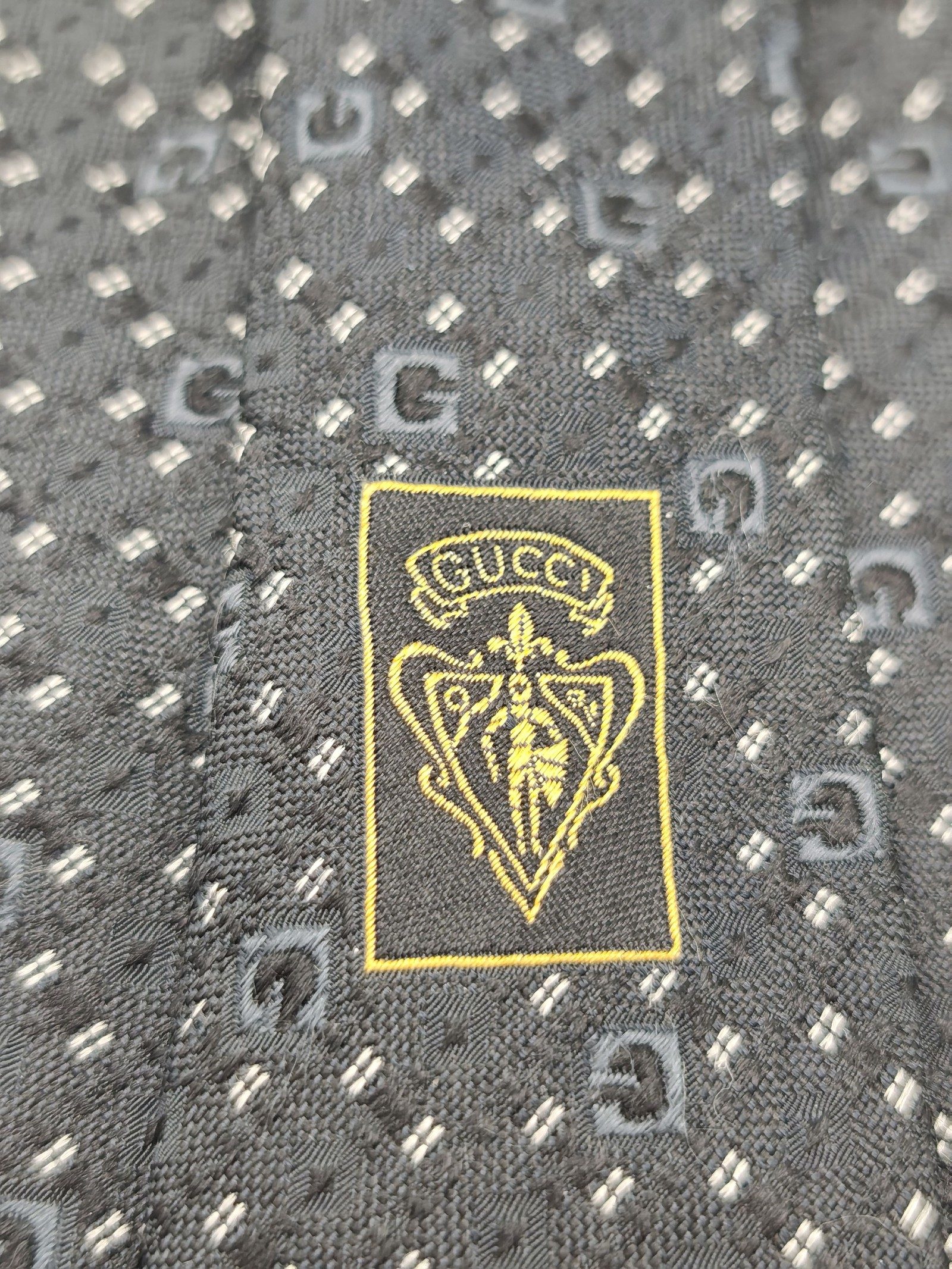 Gucci Black & Grey Silk Men's Tie please read as has a damage image 3