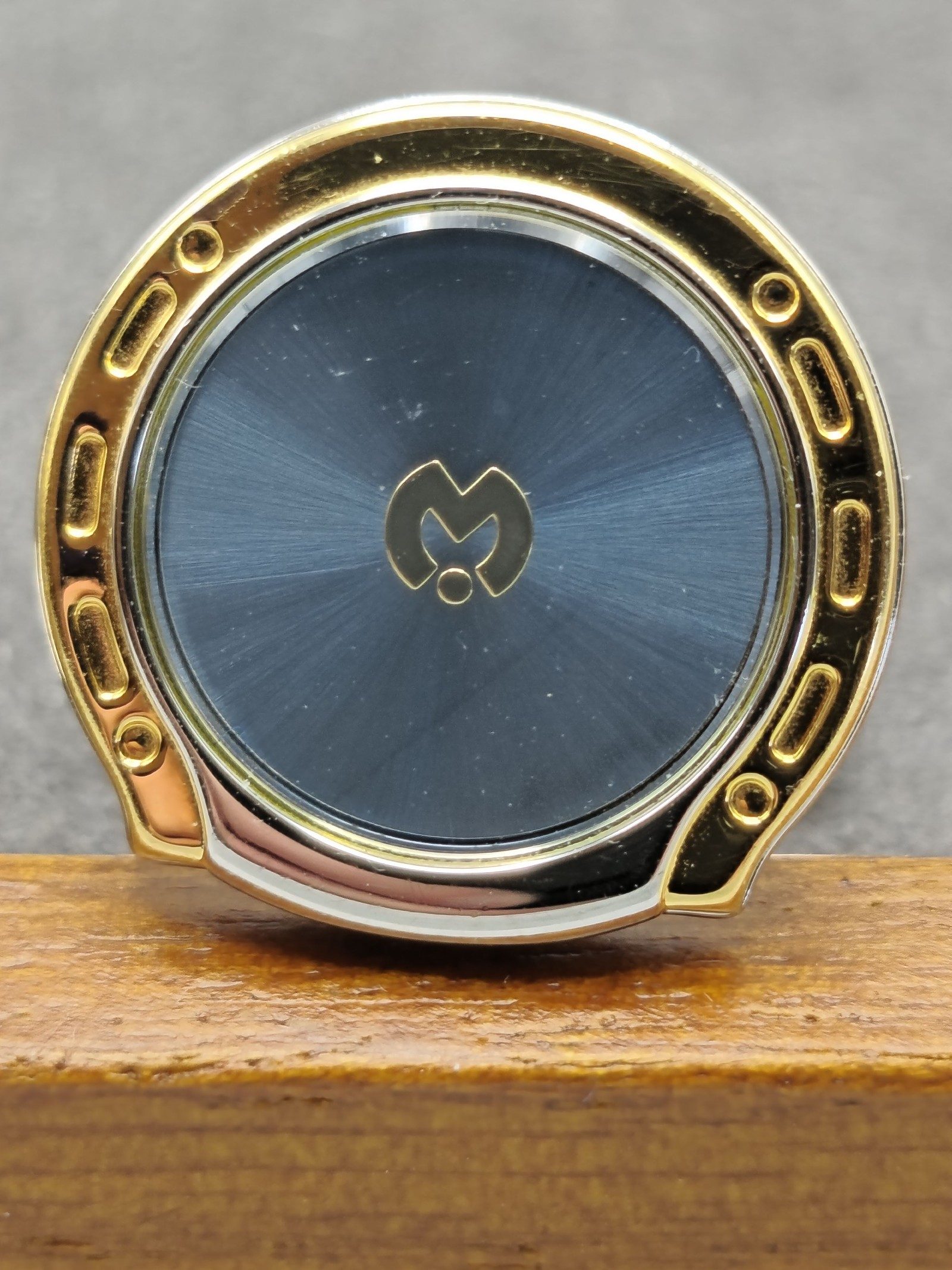 Mila Schön Gold & Blue Horseshoe Cufflinks image 4